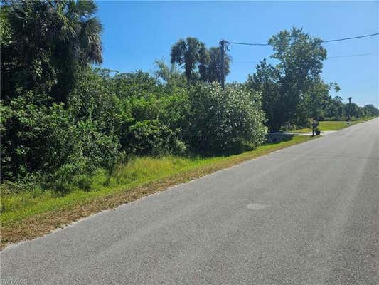 26TH AVE AVE, NAPLES, FL 34117, photo 3 of 8