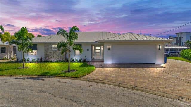 25 PALMVIEW BLVD, FORT MYERS BEACH, FL 33931, photo 1 of 50