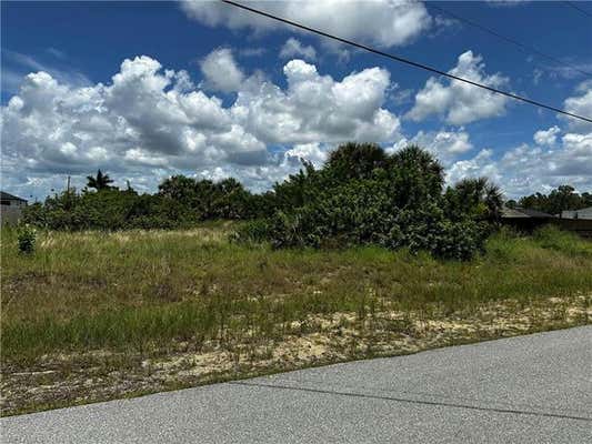 2204 CHRISTOPHER AVE N, LEHIGH ACRES, FL 33971 - Image 1