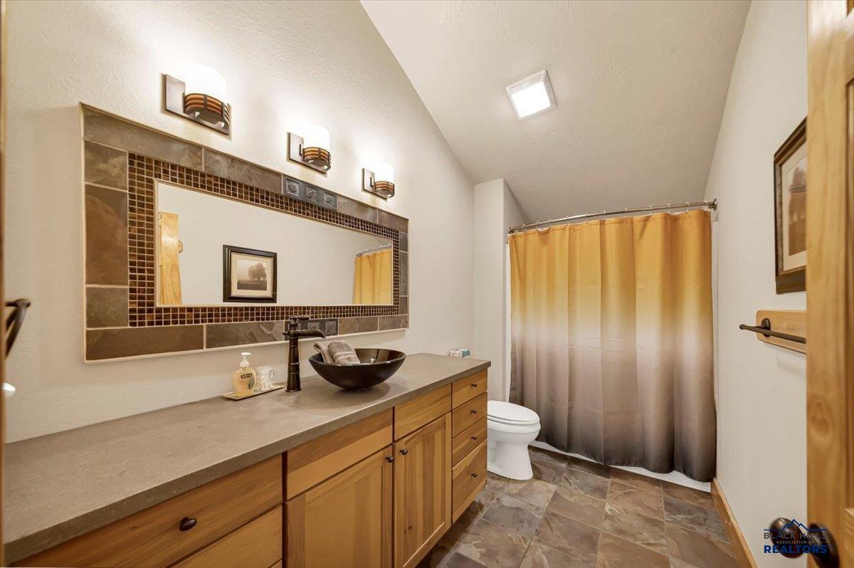 Lead, South Dakota, 57754, United States, 3 Bedrooms Bedrooms, ,4 BathroomsBathrooms,Residential,Active,2007249