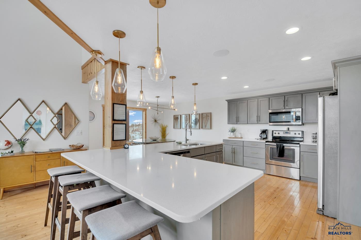 Lead, South Dakota, 57754, United States, 4 Bedrooms Bedrooms, ,3 BathroomsBathrooms,Residential,Active,2007315