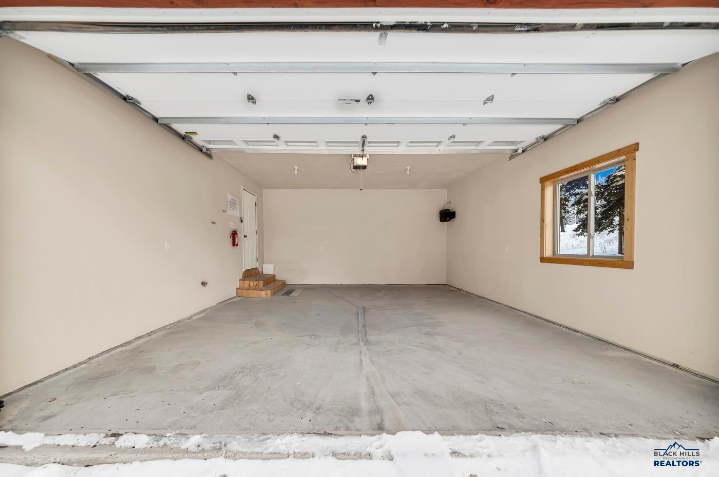 Lead, South Dakota, 57754, United States, 3 Bedrooms Bedrooms, ,3 BathroomsBathrooms,Residential,Active,2007127