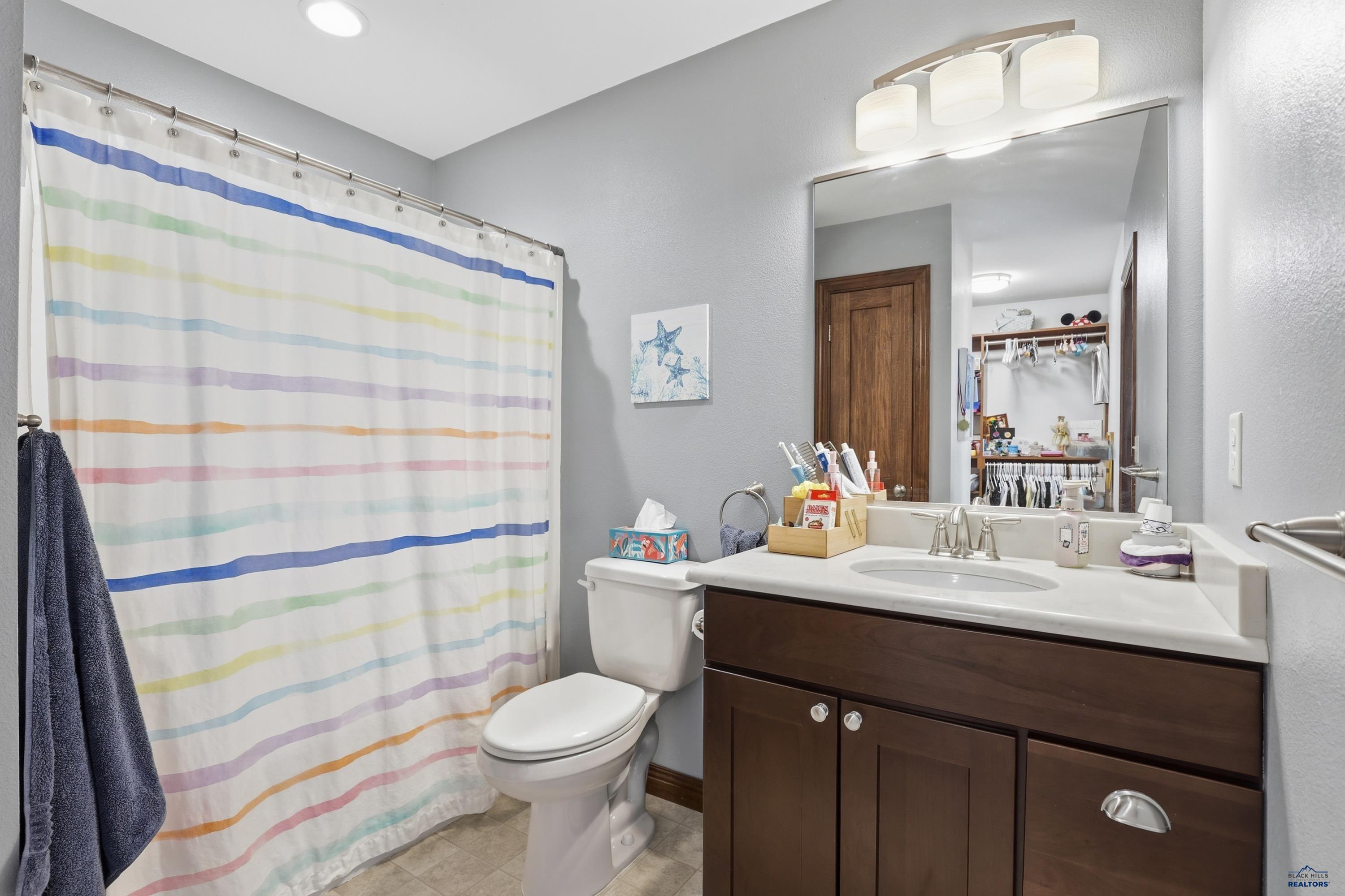 Rapid City, South Dakota, 57702, United States, 5 Bedrooms Bedrooms, ,5 BathroomsBathrooms,Residential,Active,2011458