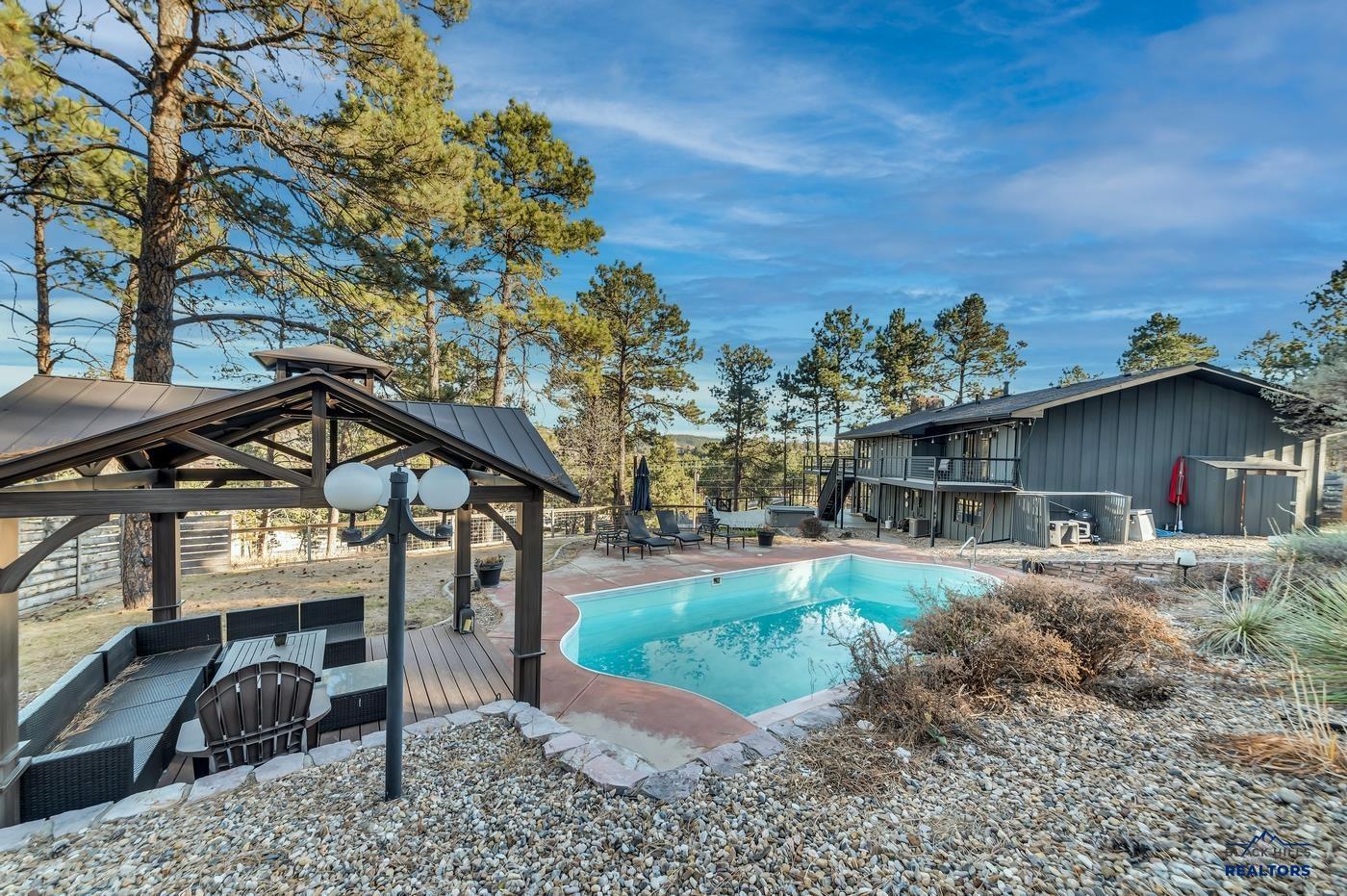 Rapid City, South Dakota, 57702, United States, ,3 BathroomsBathrooms,Residential,Active,1701616