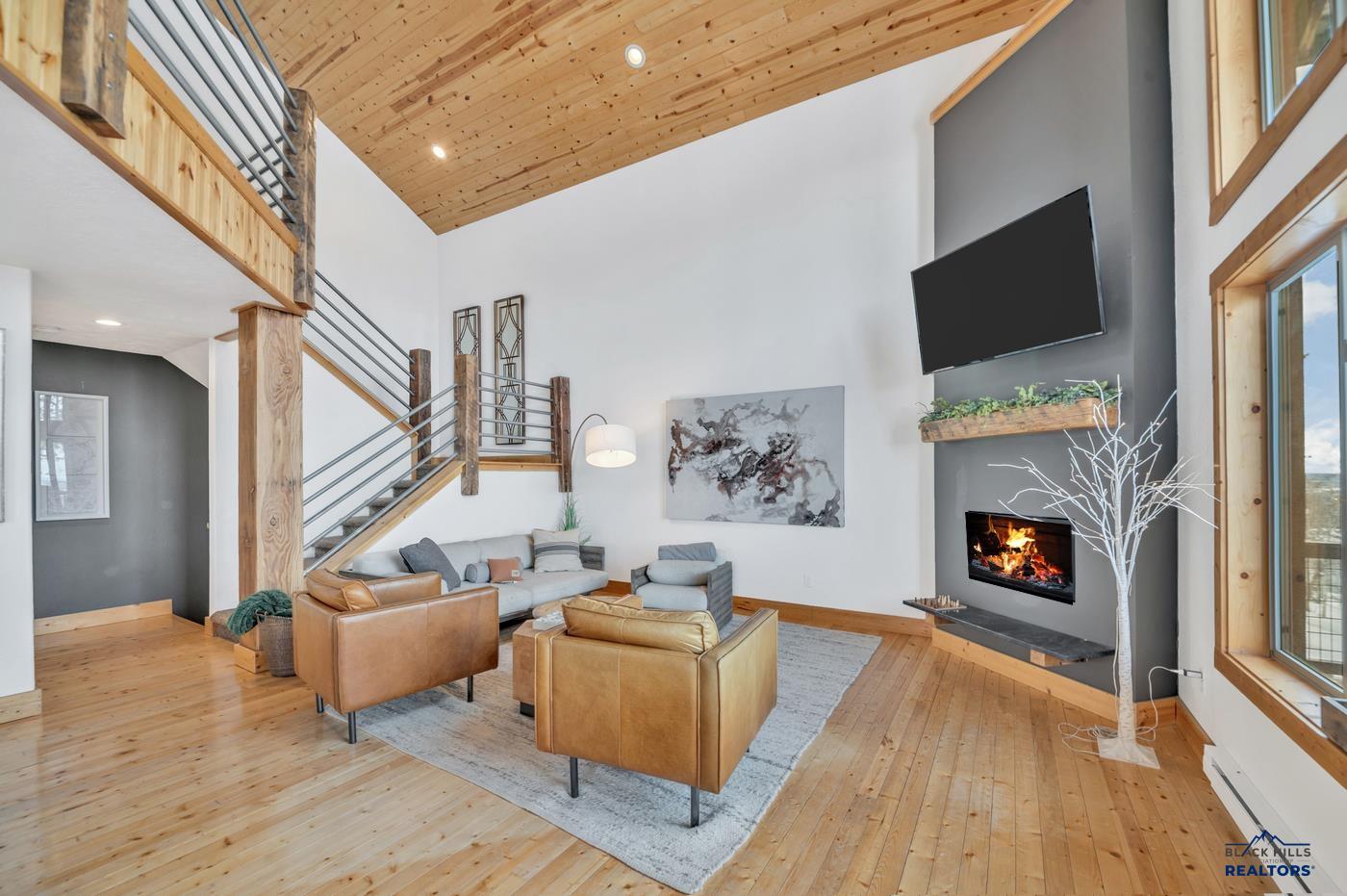 Lead, South Dakota, 57754, United States, 4 Bedrooms Bedrooms, ,3 BathroomsBathrooms,Residential,Active,2006807