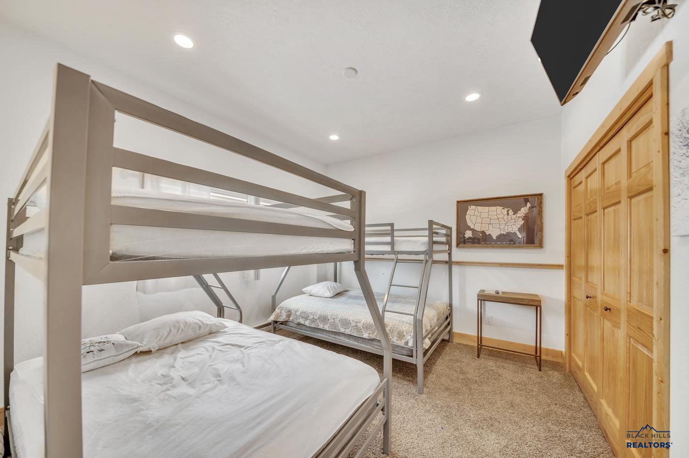 Lead, South Dakota, 57754, United States, 4 Bedrooms Bedrooms, ,3 BathroomsBathrooms,Residential,Active,2006807