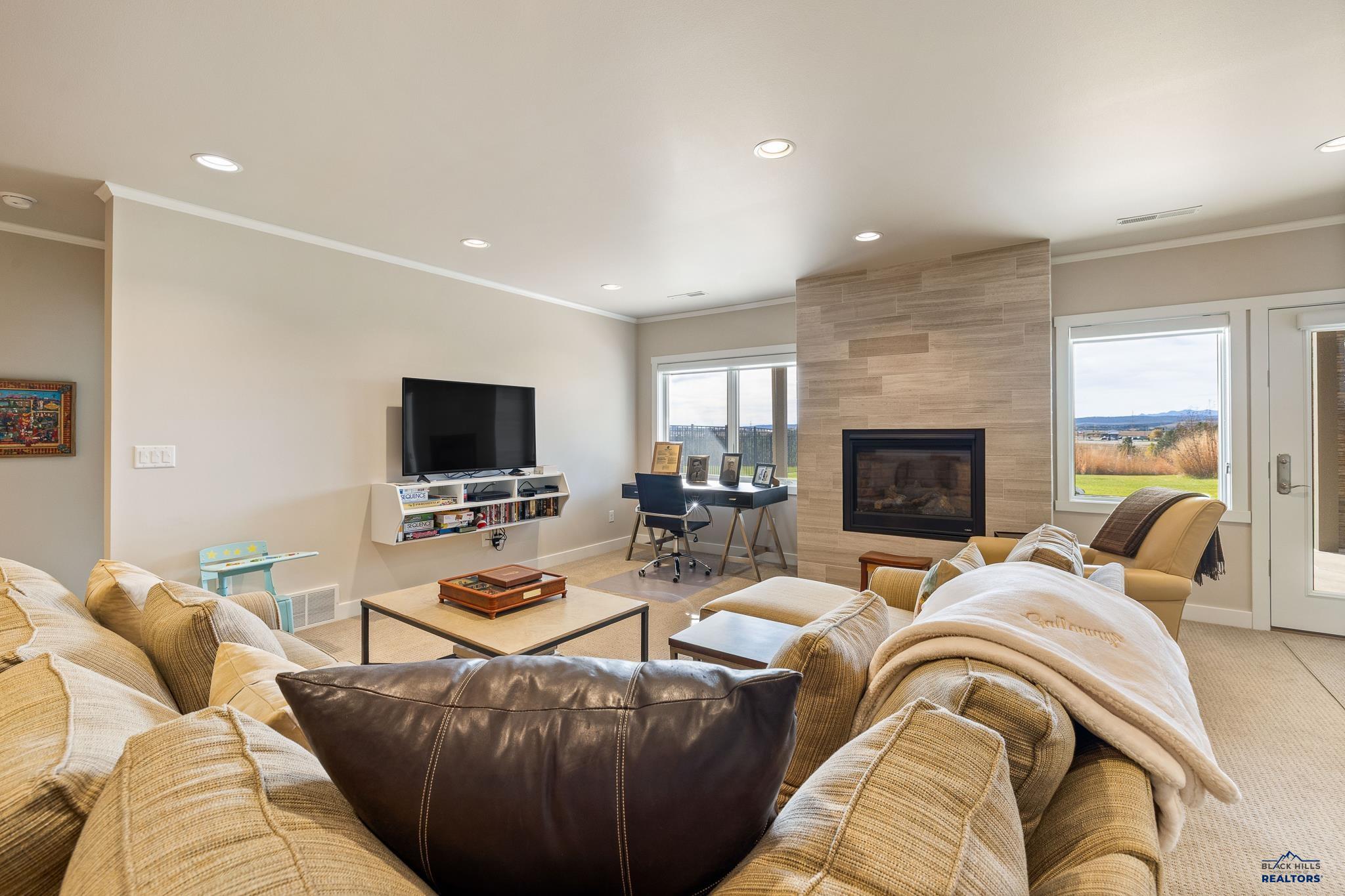 Rapid City, South Dakota, 57701, United States, 3 Bedrooms Bedrooms, ,4 BathroomsBathrooms,Residential,Active,1973540