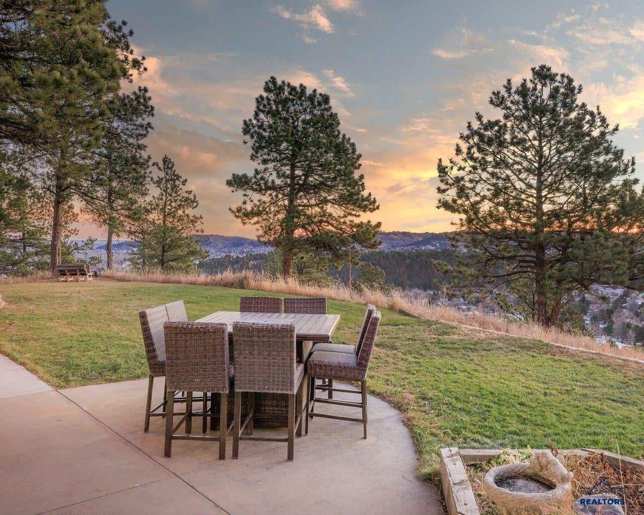 Rapid City, South Dakota, 57702, United States, 5 Bedrooms Bedrooms, ,5 BathroomsBathrooms,Residential,Active,2012231