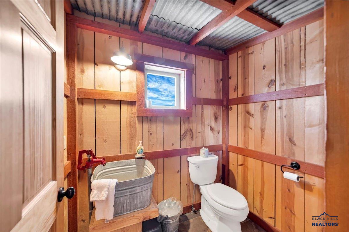 Lead, South Dakota, 57754, United States, 3 Bedrooms Bedrooms, ,4 BathroomsBathrooms,Residential,Active,2007249