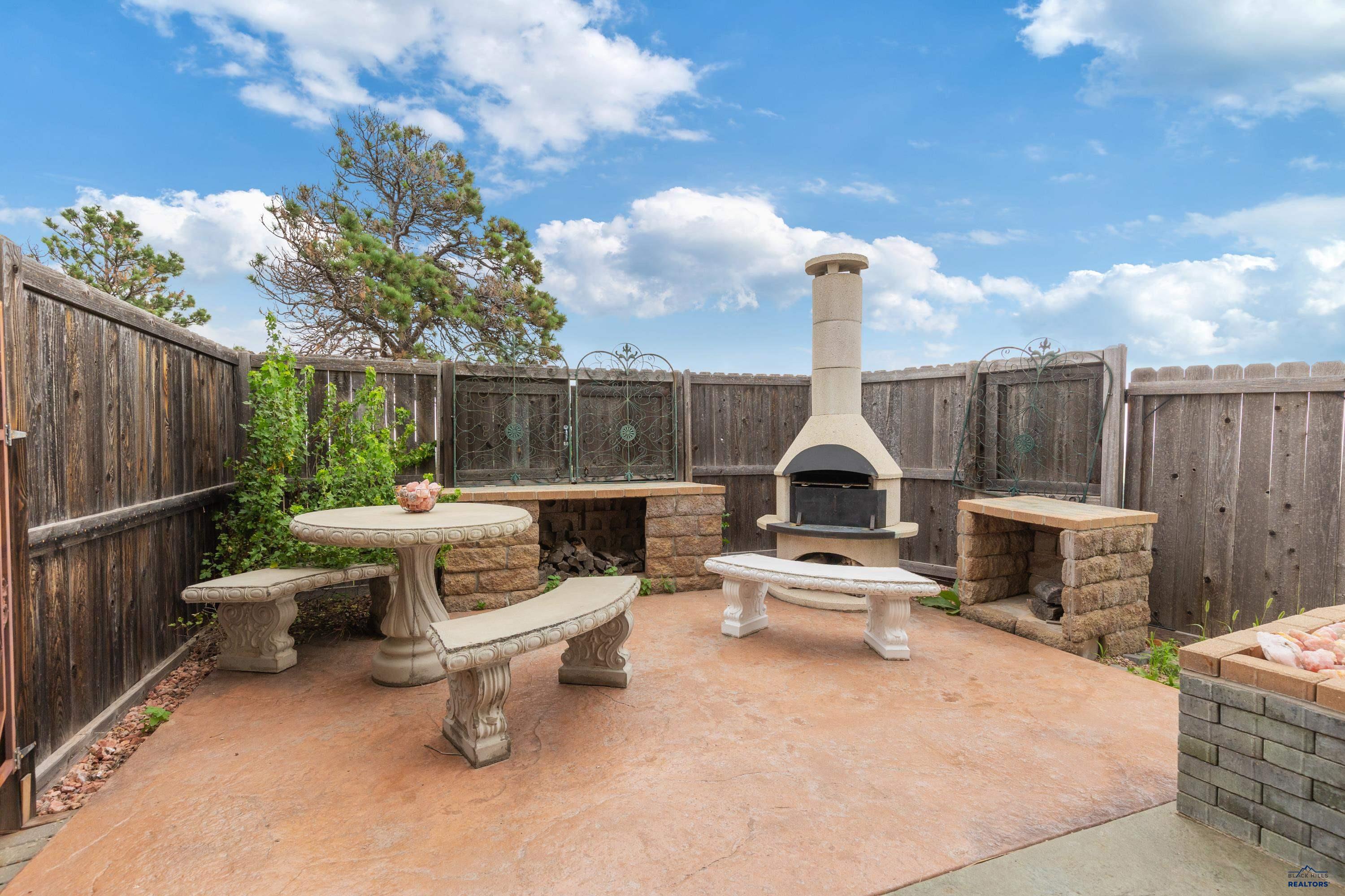 Piedmont, South Dakota, 57769, United States, 4 Bedrooms Bedrooms, ,4 BathroomsBathrooms,Residential,Active,1904172