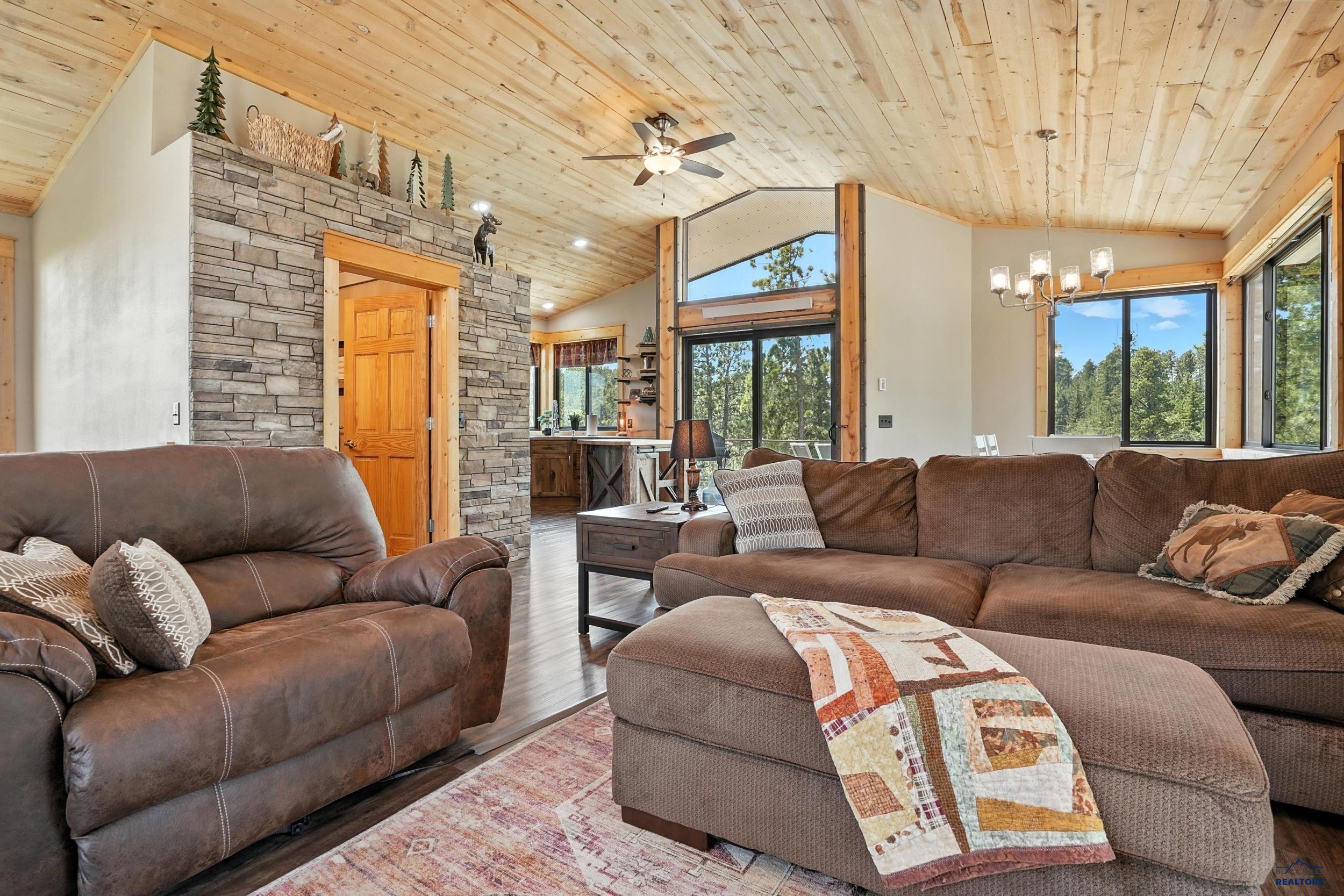 Lead, South Dakota, 57754, United States, 5 Bedrooms Bedrooms, ,4 BathroomsBathrooms,Residential,Active,1945366