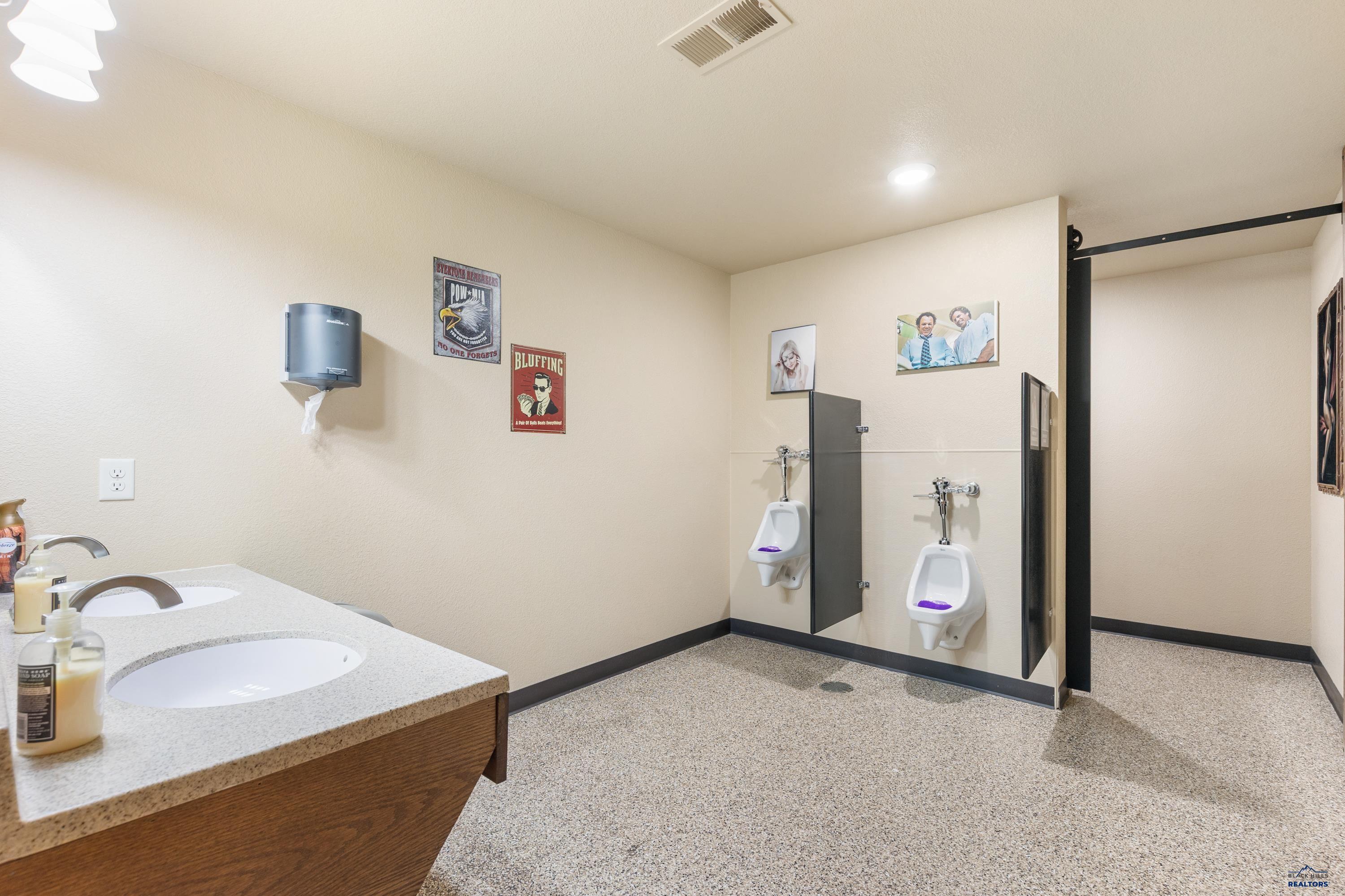 New Underwood, South Dakota, 57761, United States, ,Residential,Active,1828976