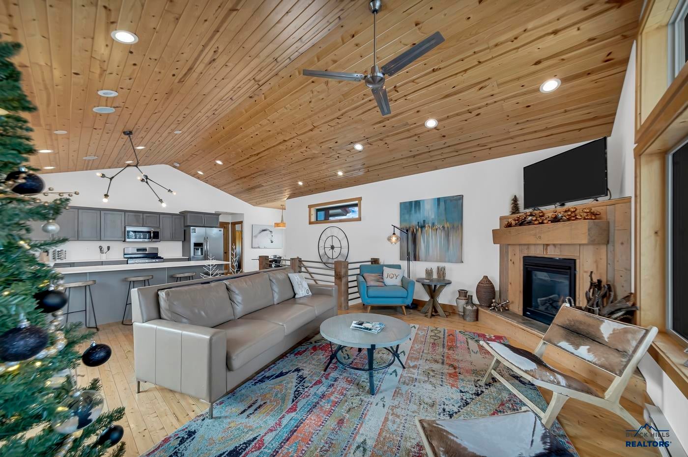 Lead, South Dakota, 57754, United States, 6 Bedrooms Bedrooms, ,5 BathroomsBathrooms,Residential,Active,2006805