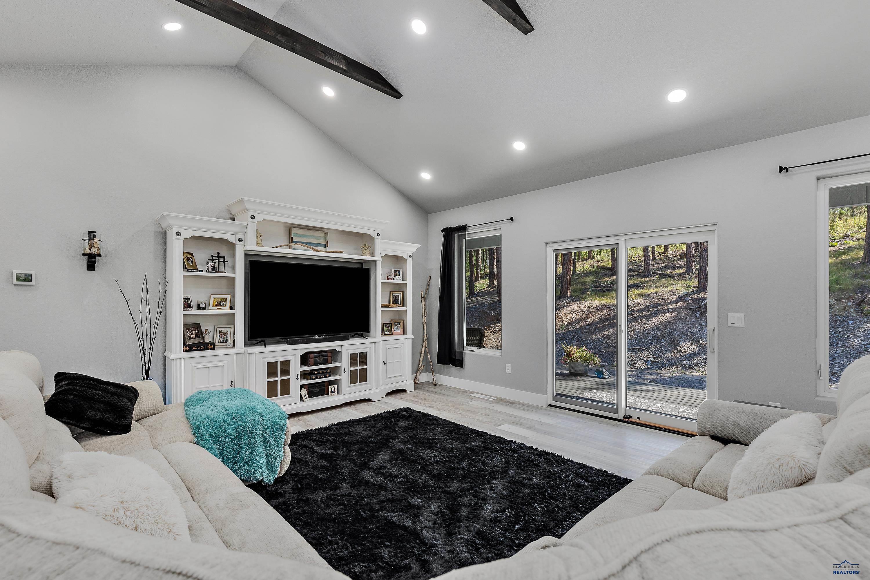 Rapid City, South Dakota, 57702, United States, 3 Bedrooms Bedrooms, ,4 BathroomsBathrooms,Residential,Active,1902956