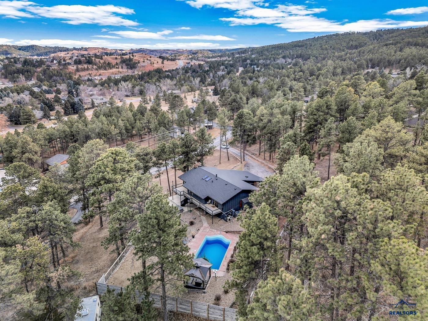 Rapid City, South Dakota, 57702, United States, ,3 BathroomsBathrooms,Residential,Active,1701616