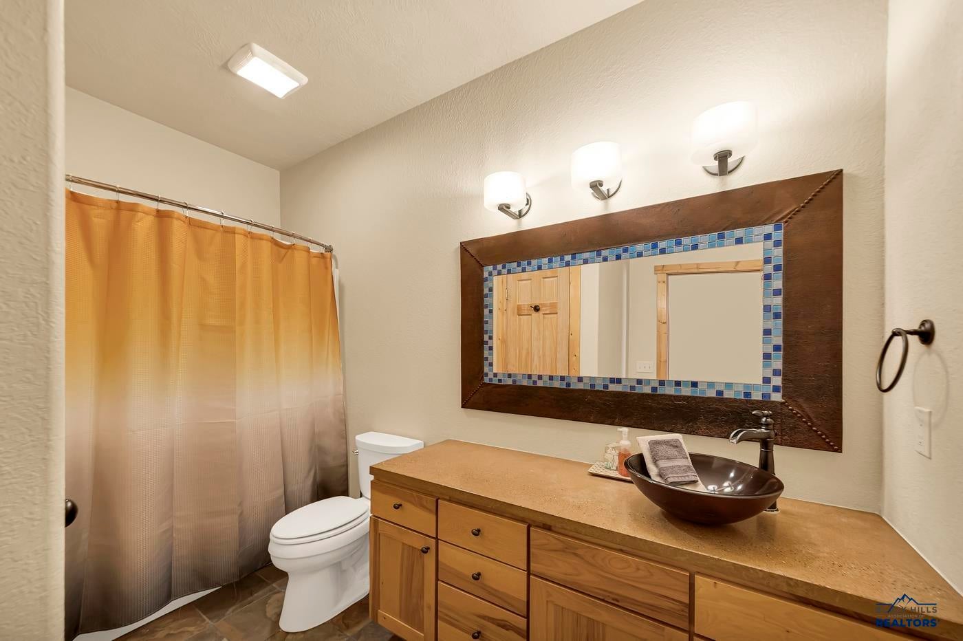 Lead, South Dakota, 57754, United States, 6 Bedrooms Bedrooms, ,5 BathroomsBathrooms,Residential,Active,2006805