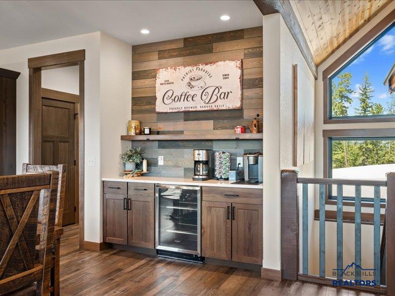 Lead, South Dakota, 57754, United States, ,5 BathroomsBathrooms,Residential,Active,2002332