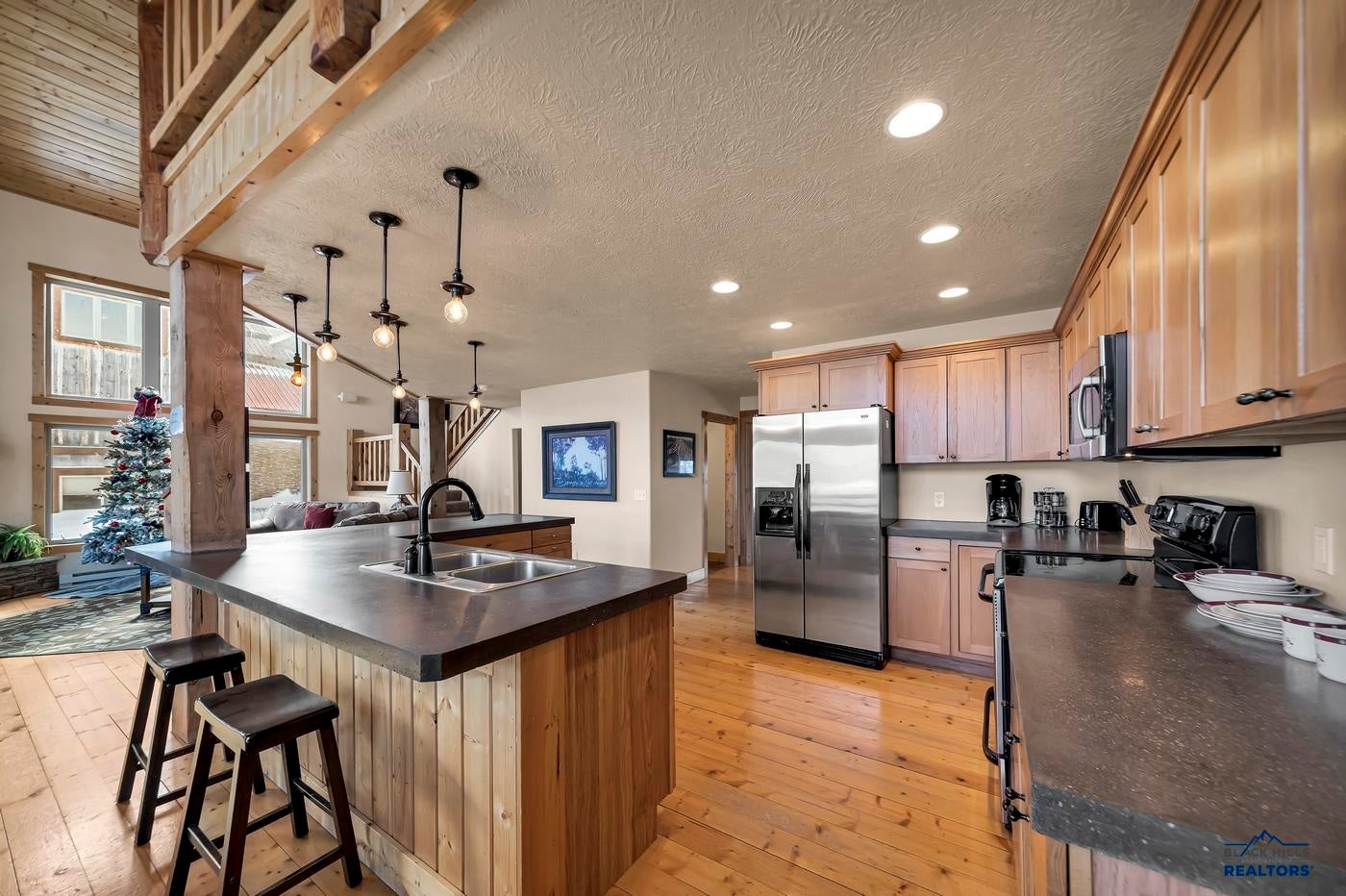 Lead, South Dakota, 57754, United States, 3 Bedrooms Bedrooms, ,3 BathroomsBathrooms,Residential,Active,2007127