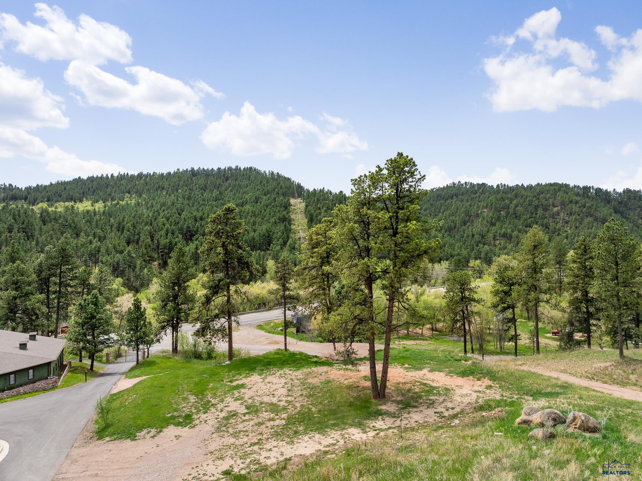 Rapid City, South Dakota, 57702, United States, 4 Bedrooms Bedrooms, ,6 BathroomsBathrooms,Residential,Contingent,1820846