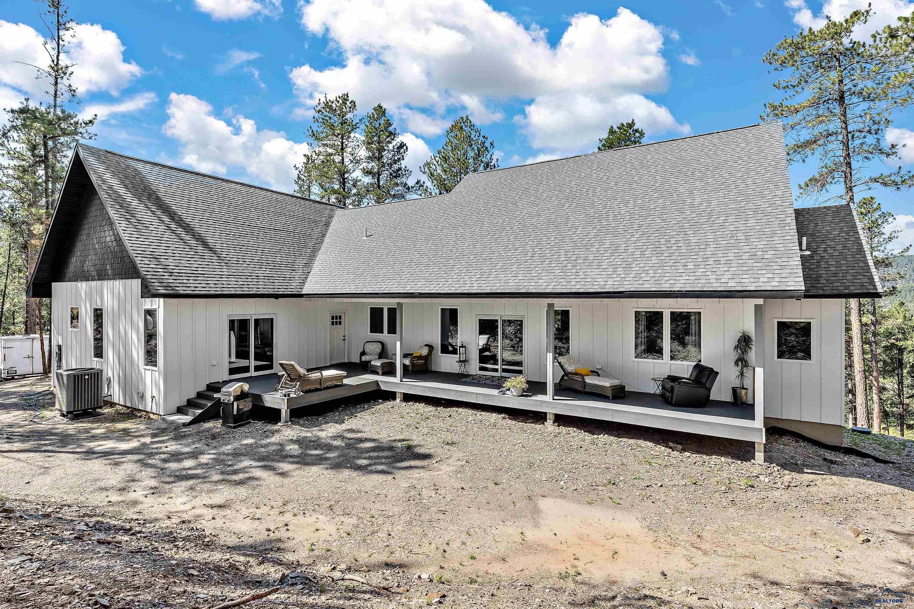 Rapid City, South Dakota, 57702, United States, 3 Bedrooms Bedrooms, ,4 BathroomsBathrooms,Residential,Active,1902956