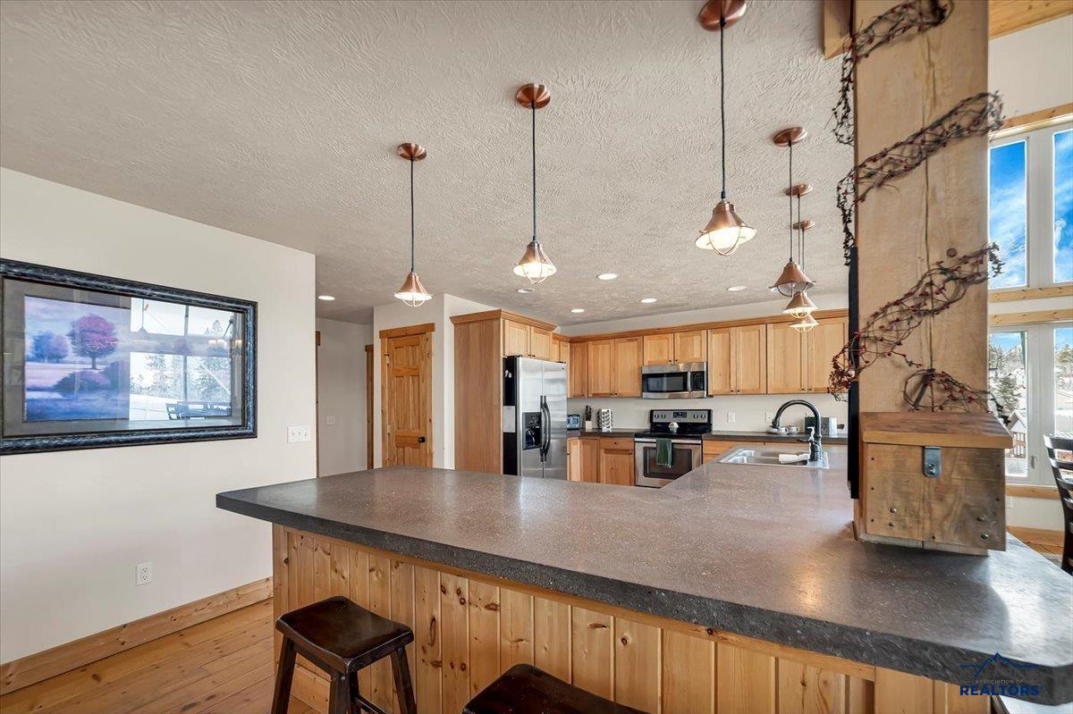 Lead, South Dakota, 57754, United States, 3 Bedrooms Bedrooms, ,4 BathroomsBathrooms,Residential,Active,2007249