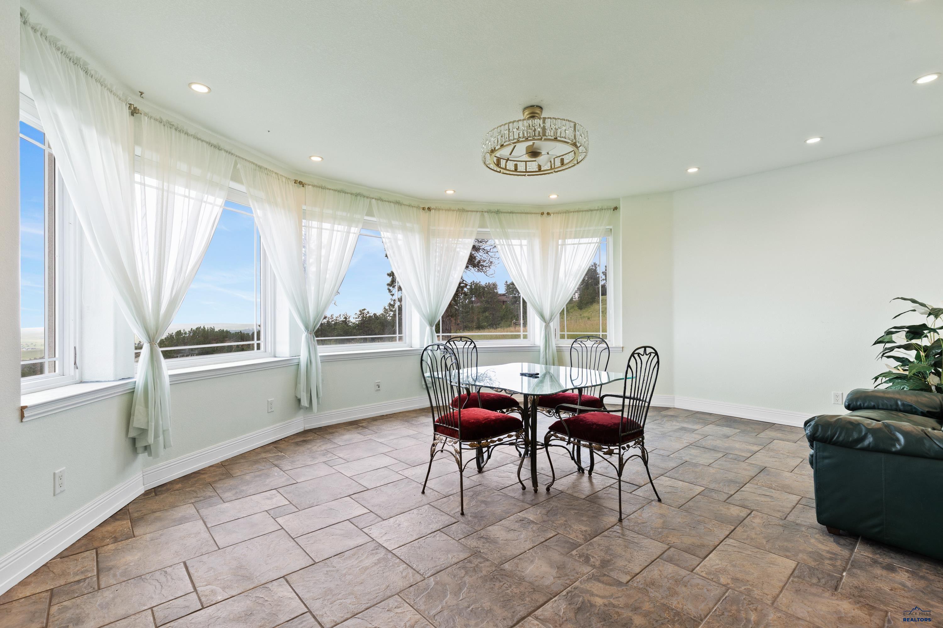 Piedmont, South Dakota, 57769, United States, 4 Bedrooms Bedrooms, ,4 BathroomsBathrooms,Residential,Active,1904172