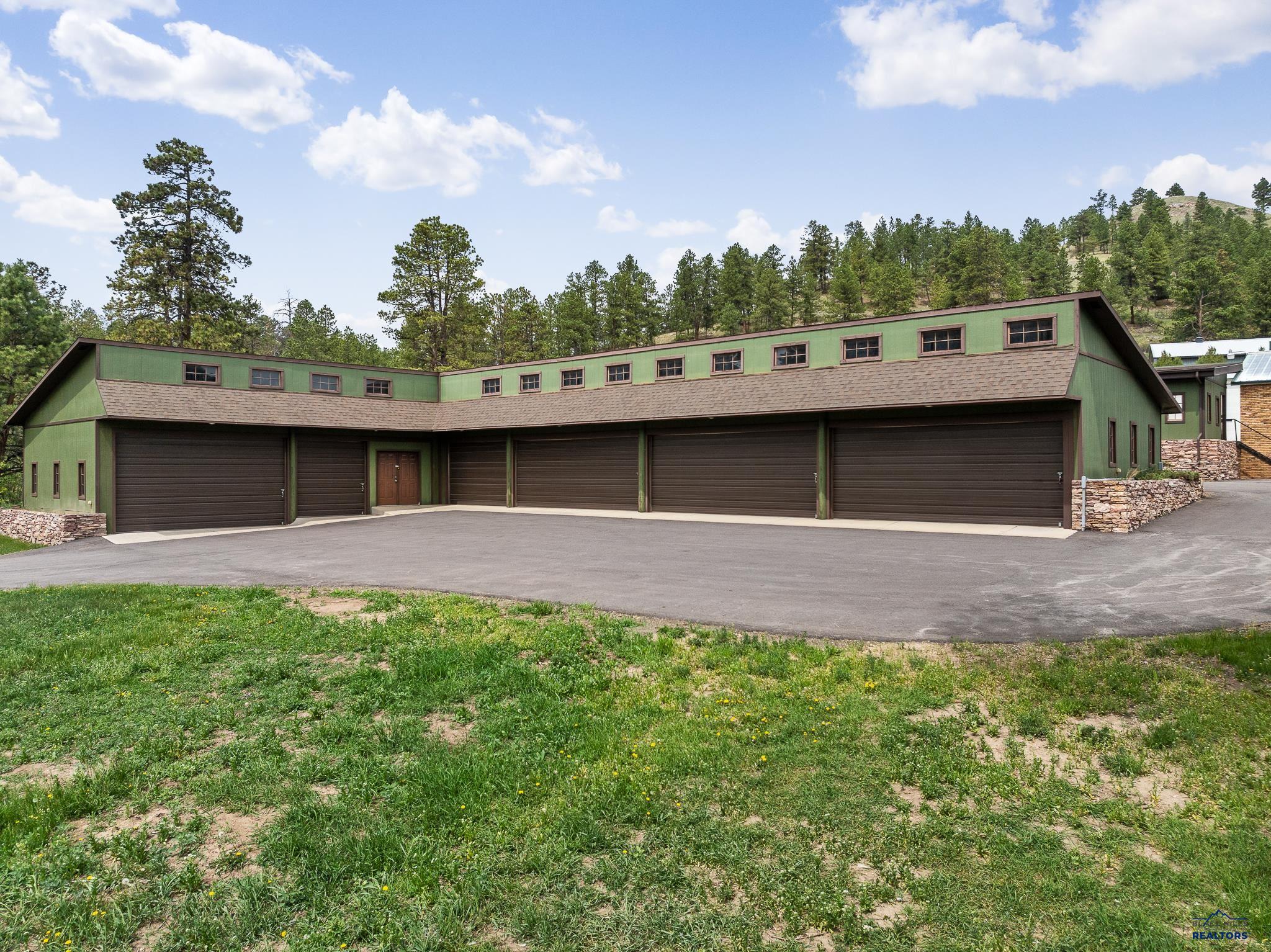 Rapid City, South Dakota, 57702, United States, 4 Bedrooms Bedrooms, ,6 BathroomsBathrooms,Residential,Contingent,1820846