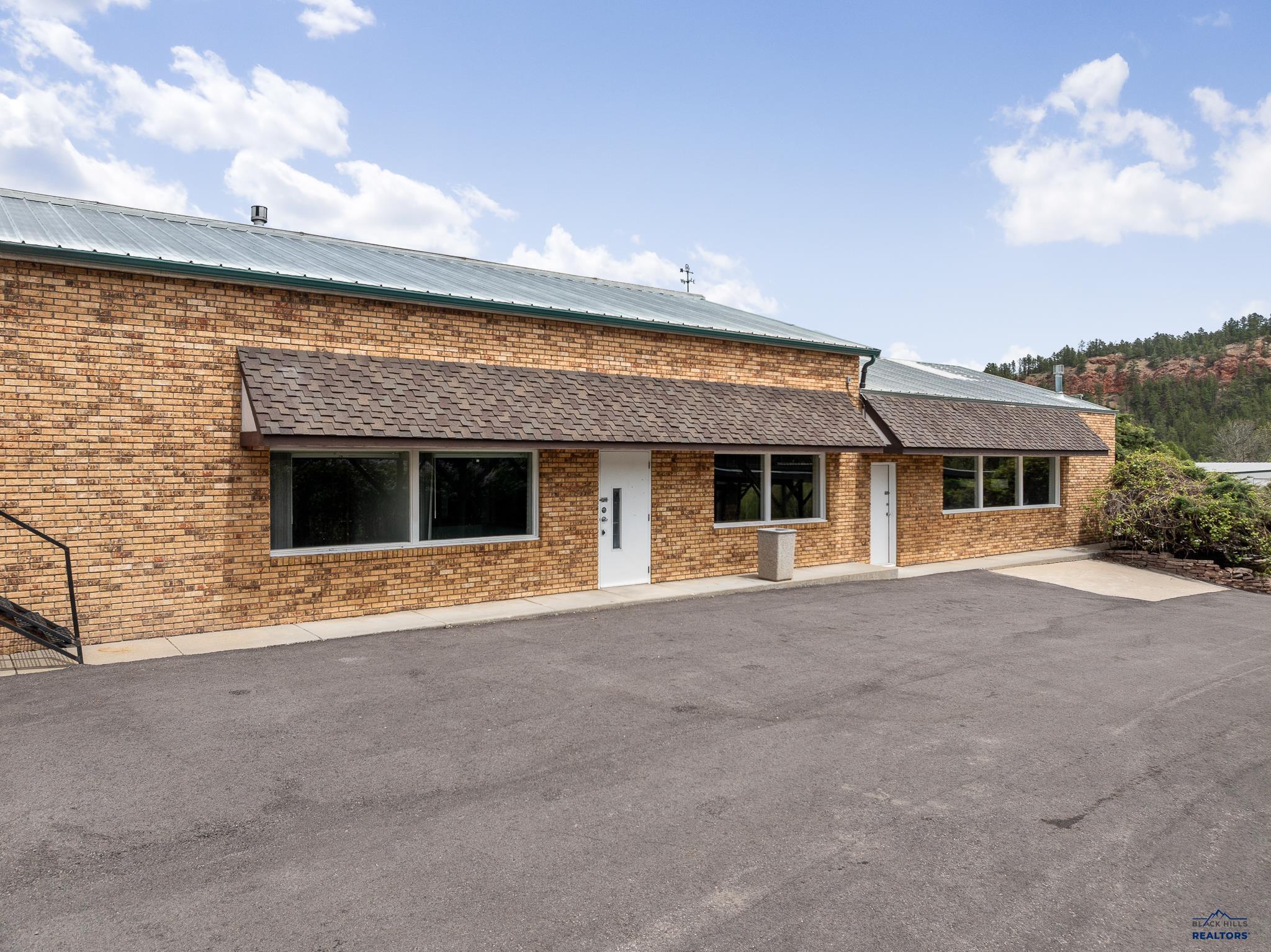 Rapid City, South Dakota, 57702, United States, 4 Bedrooms Bedrooms, ,6 BathroomsBathrooms,Residential,Contingent,1820846
