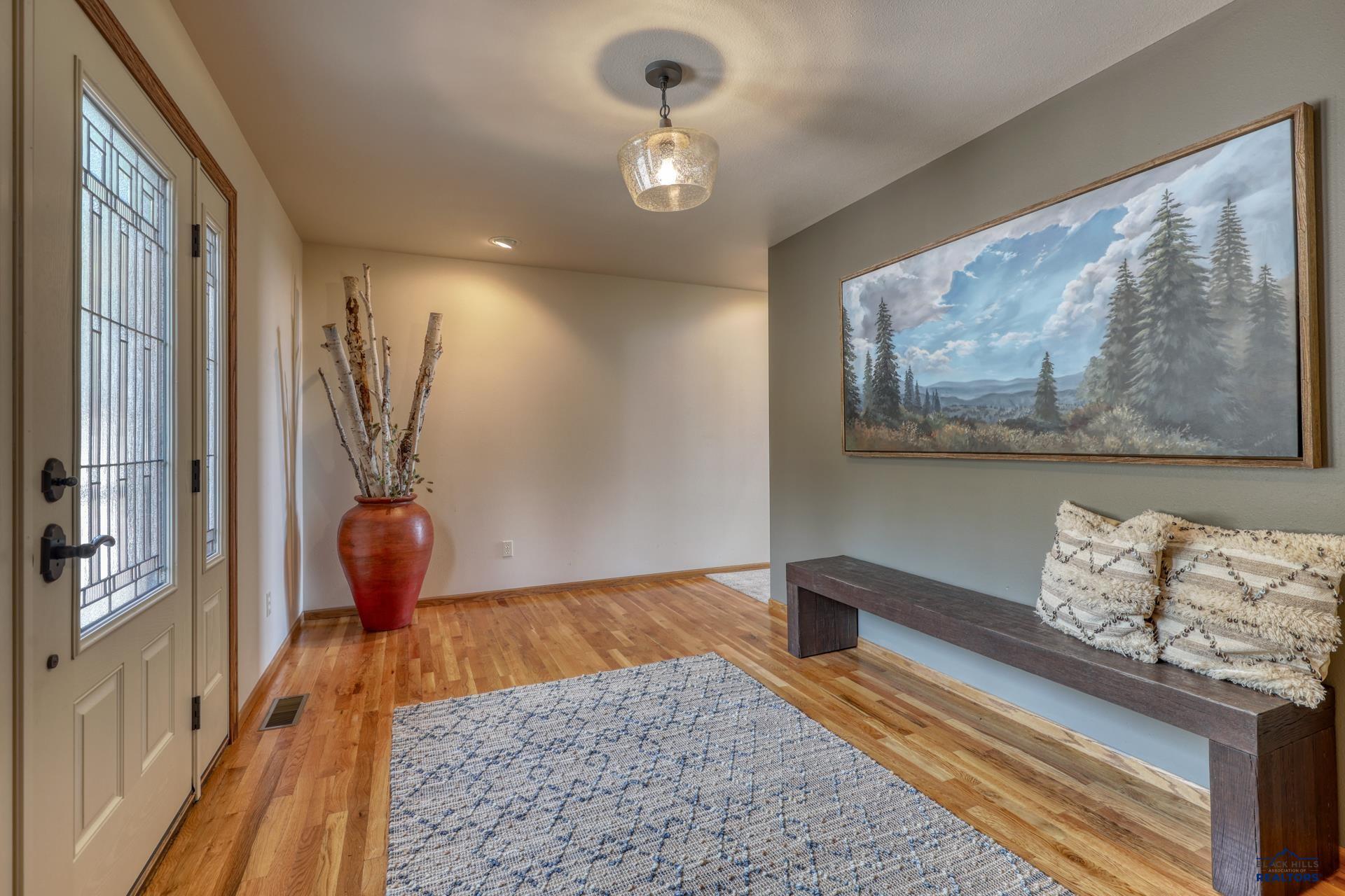 Rapid City, South Dakota, 57702, United States, 4 Bedrooms Bedrooms, ,3 BathroomsBathrooms,Residential,Active,1899194