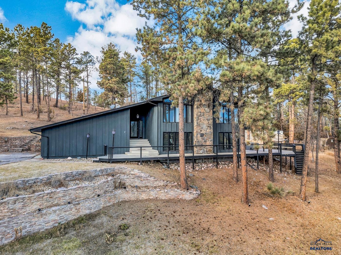 Rapid City, South Dakota, 57702, United States, ,3 BathroomsBathrooms,Residential,Active,1701616