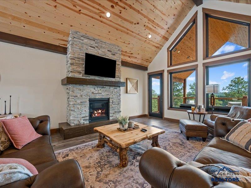 Lead, South Dakota, 57754, United States, ,5 BathroomsBathrooms,Residential,Active,1825060