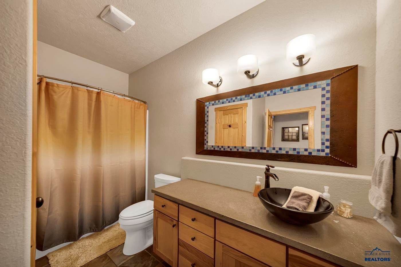 Lead, South Dakota, 57754, United States, 3 Bedrooms Bedrooms, ,3 BathroomsBathrooms,Residential,Active,2007127