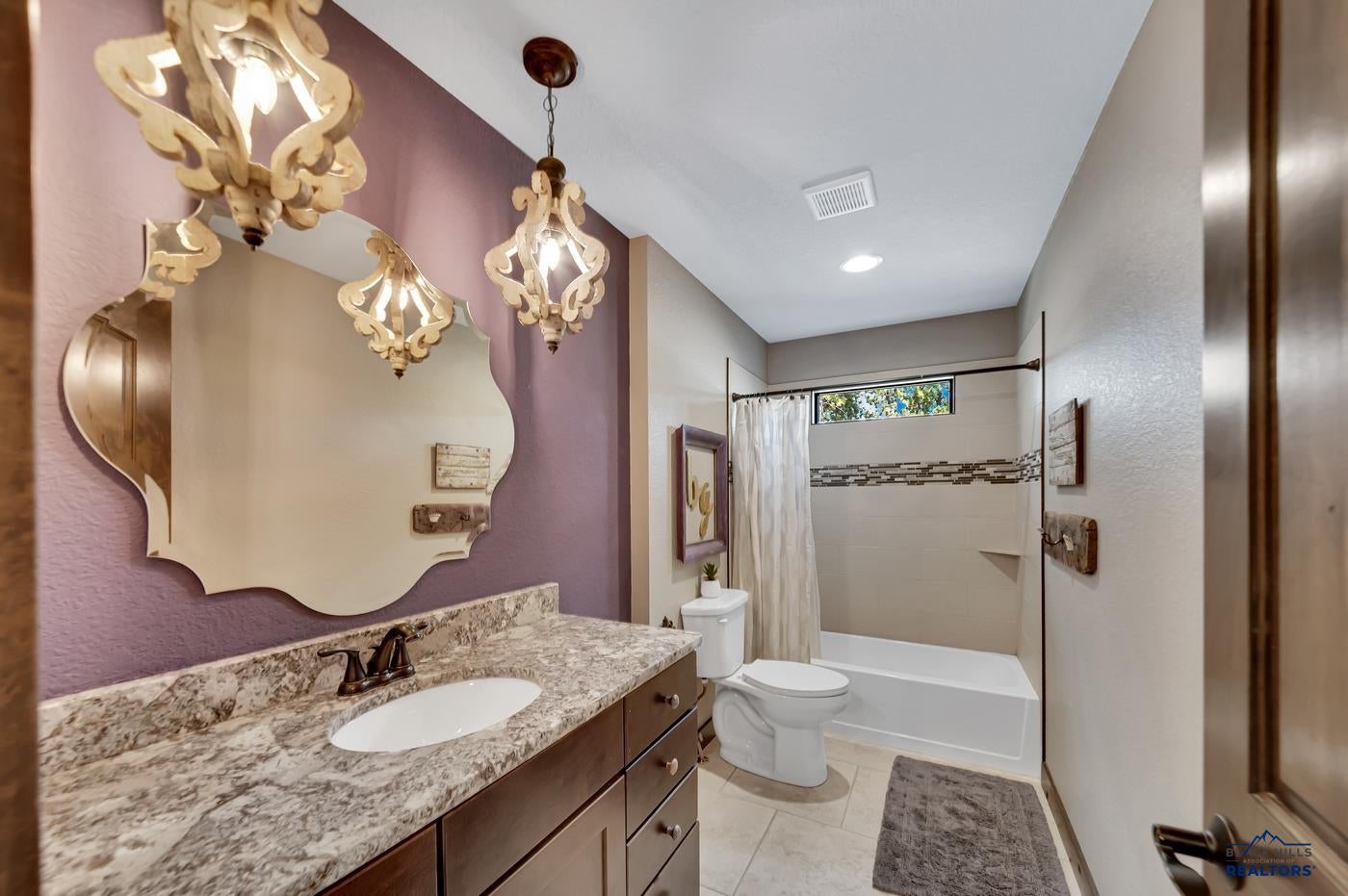 Rapid City, South Dakota, 57702, United States, 4 Bedrooms Bedrooms, ,5 BathroomsBathrooms,Residential,Active,1929407
