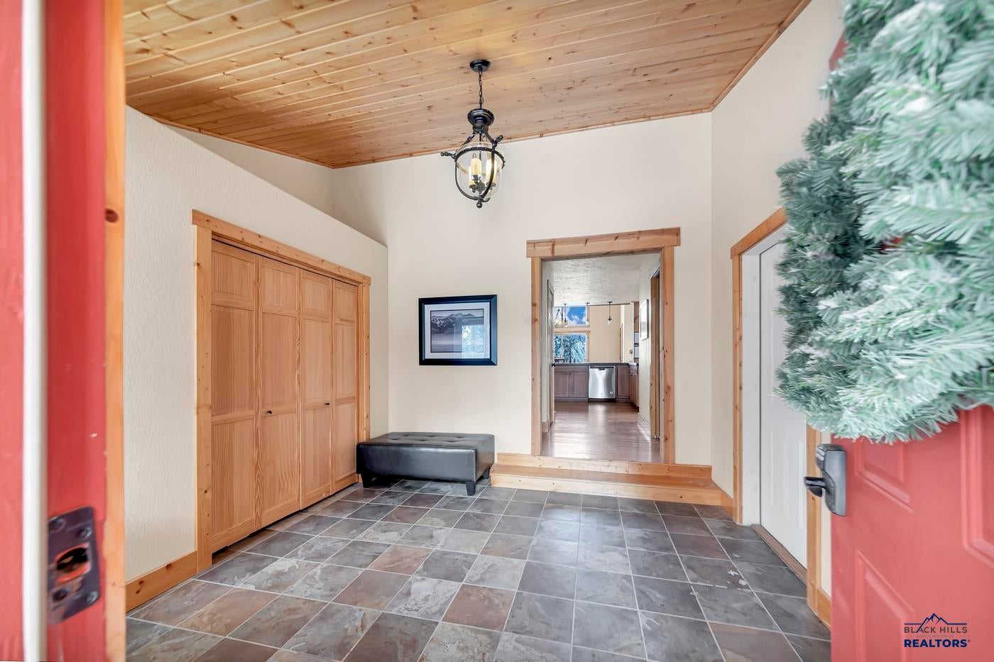 Lead, South Dakota, 57754, United States, 3 Bedrooms Bedrooms, ,3 BathroomsBathrooms,Residential,Active,2007127