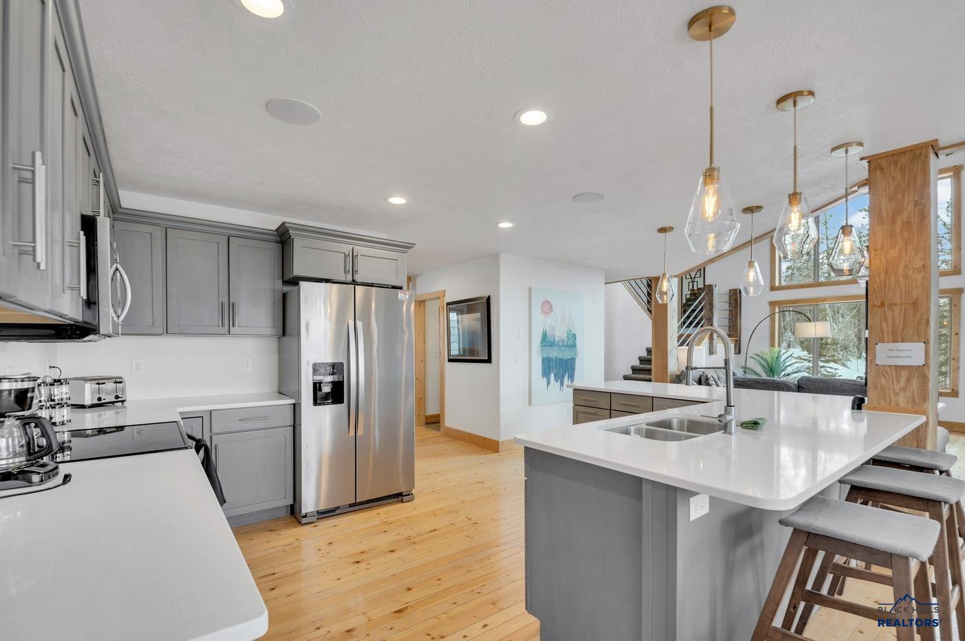 Lead, South Dakota, 57754, United States, 4 Bedrooms Bedrooms, ,3 BathroomsBathrooms,Residential,Active,2007315