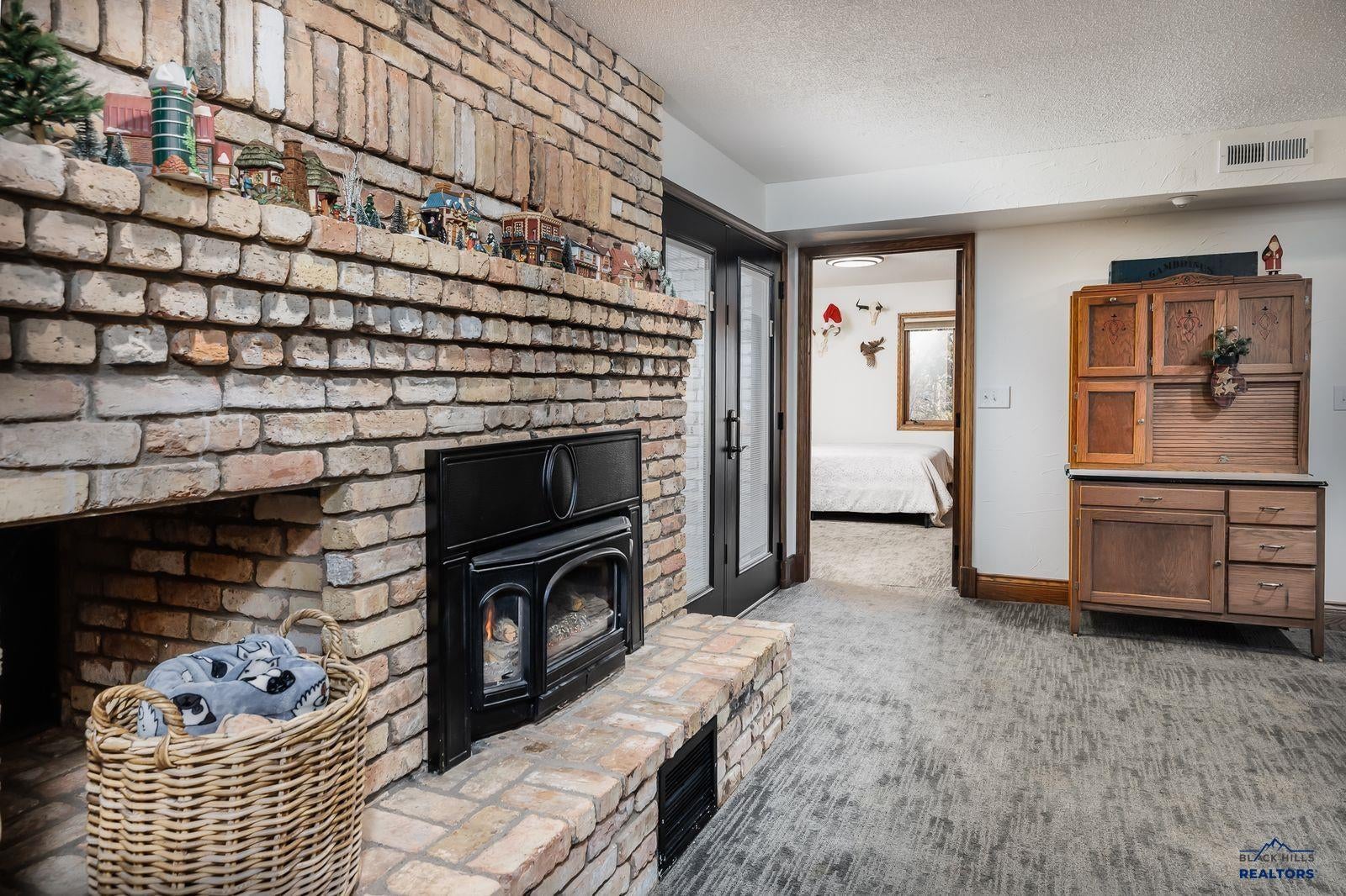 Rapid City, South Dakota, 57702, United States, 5 Bedrooms Bedrooms, ,5 BathroomsBathrooms,Residential,Active,2012231