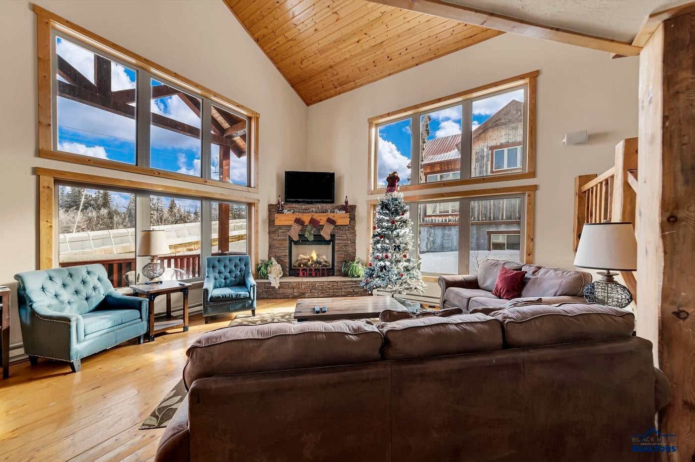 Lead, South Dakota, 57754, United States, 3 Bedrooms Bedrooms, ,3 BathroomsBathrooms,Residential,Active,2007127