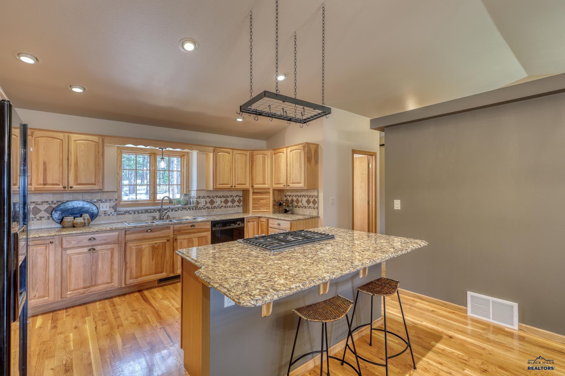 Rapid City, South Dakota, 57702, United States, 4 Bedrooms Bedrooms, ,3 BathroomsBathrooms,Residential,Active,1899194