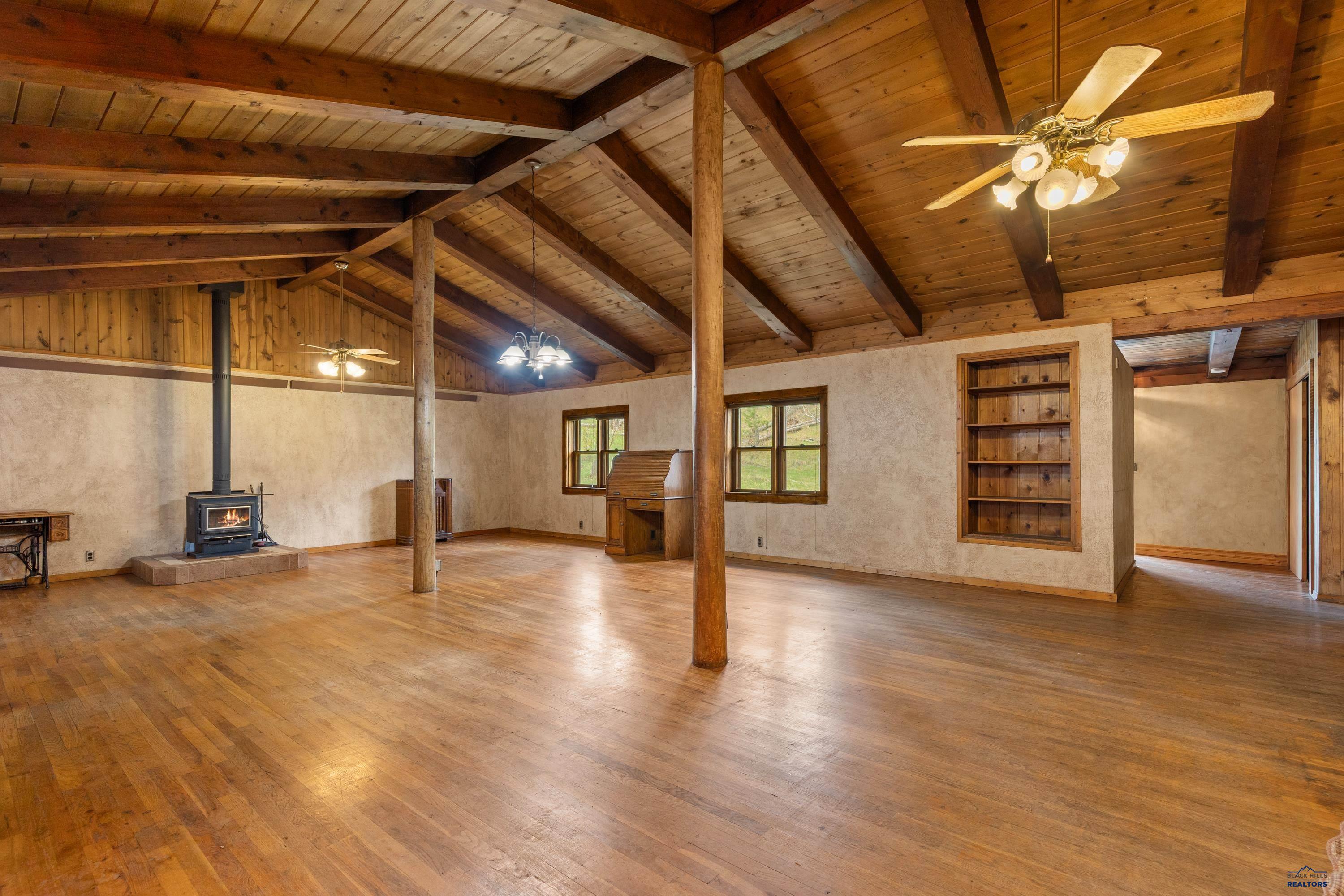 Rapid City, South Dakota, 57702, United States, 6 Bedrooms Bedrooms, ,6 BathroomsBathrooms,Residential,Active,1952058