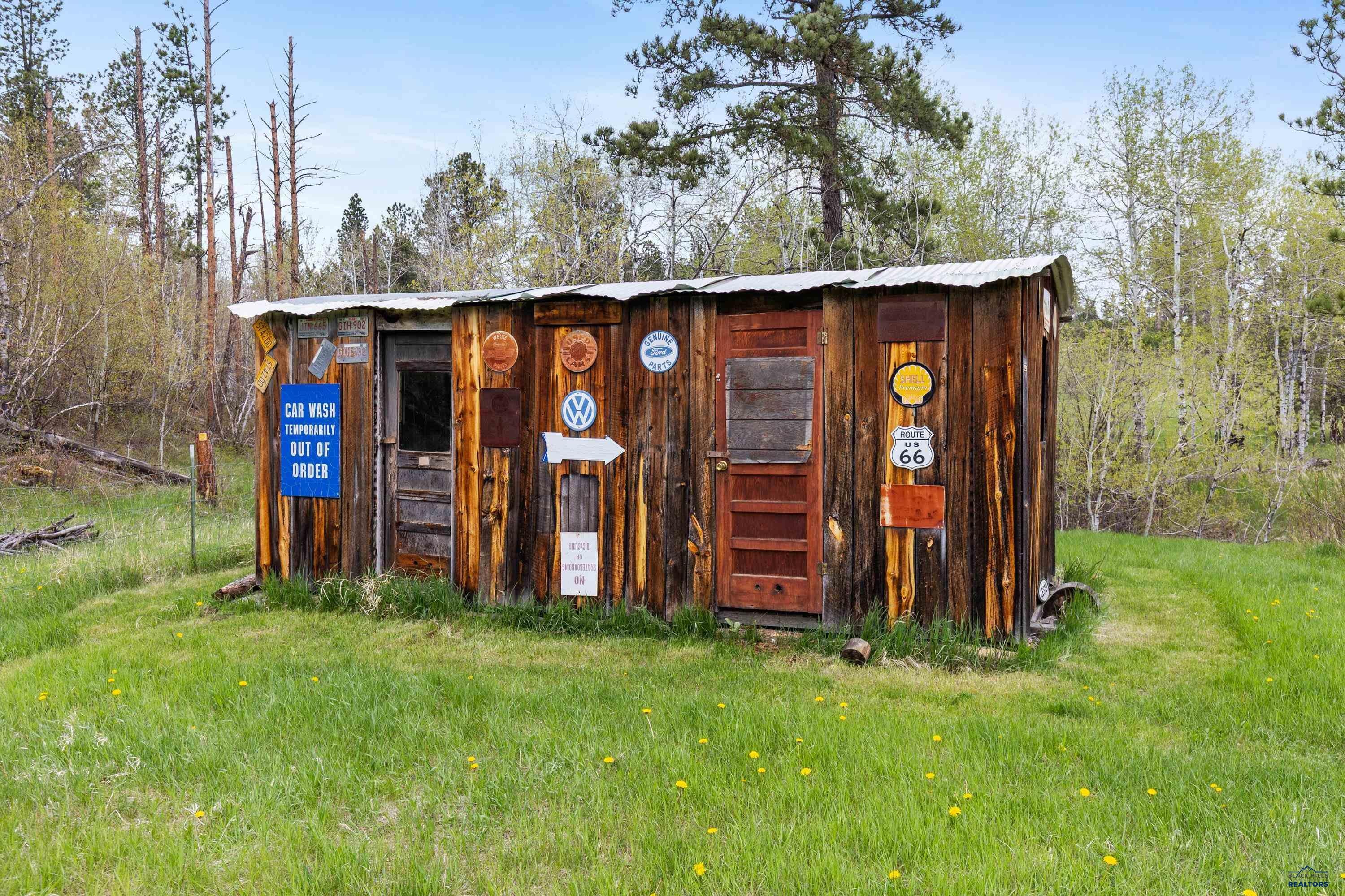 Rapid City, South Dakota, 57702, United States, 6 Bedrooms Bedrooms, ,6 BathroomsBathrooms,Residential,Active,1952058