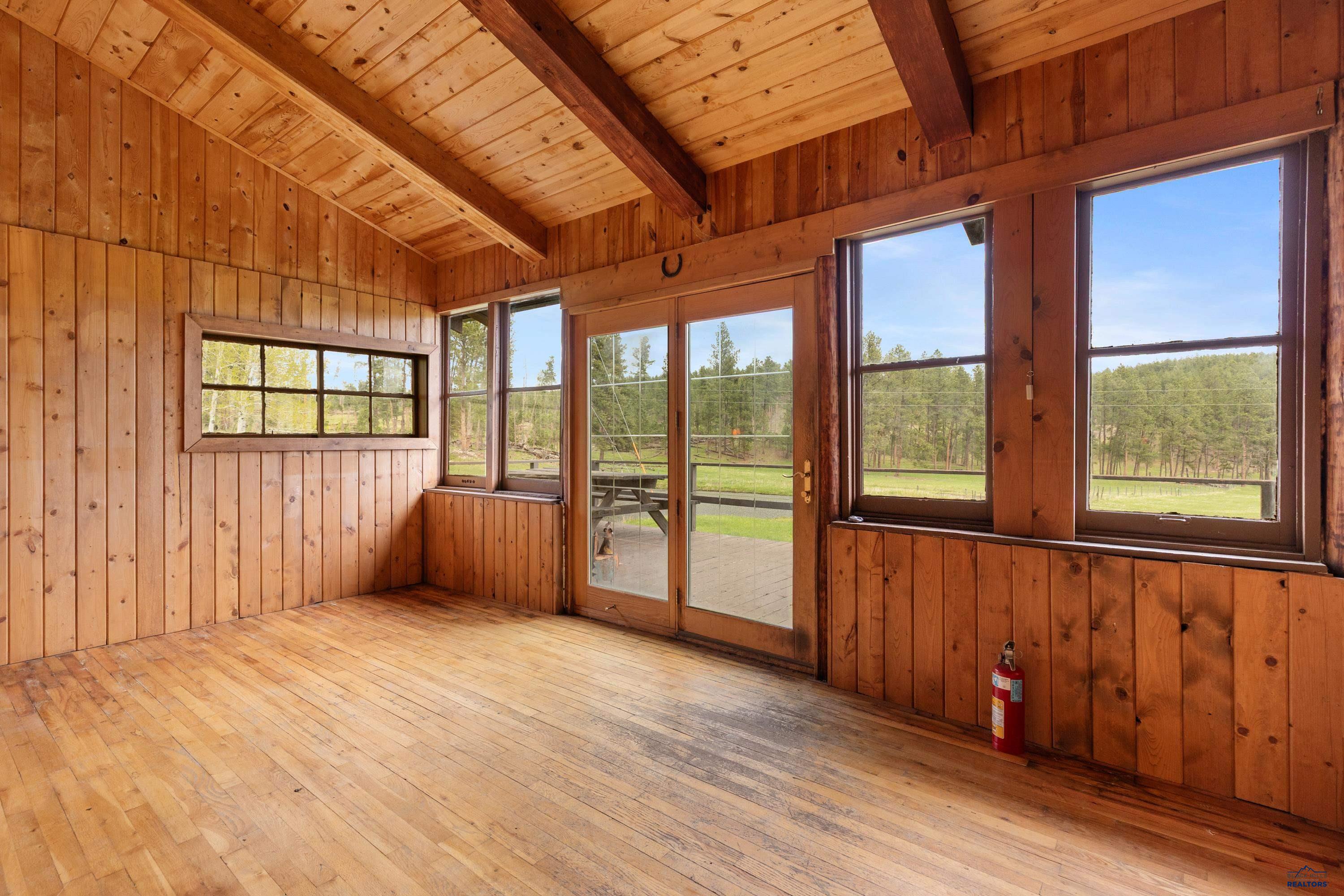 Rapid City, South Dakota, 57702, United States, 6 Bedrooms Bedrooms, ,6 BathroomsBathrooms,Residential,Active,1952058