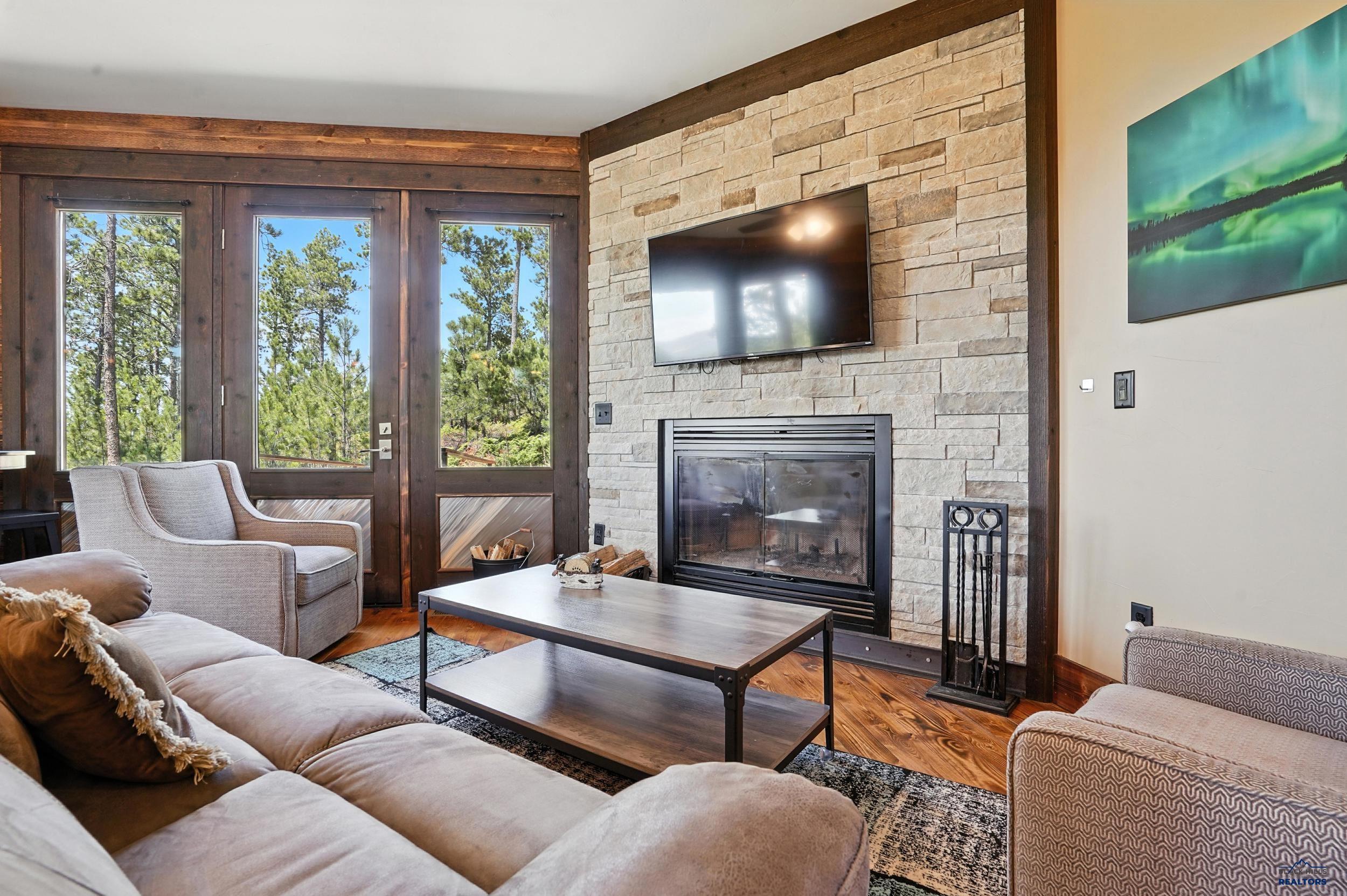 Lead, South Dakota, 57754, United States, 5 Bedrooms Bedrooms, ,4 BathroomsBathrooms,Residential,Active,1945366