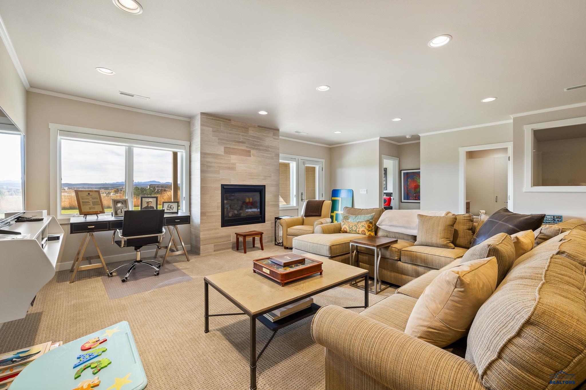 Rapid City, South Dakota, 57701, United States, 3 Bedrooms Bedrooms, ,4 BathroomsBathrooms,Residential,Active,1973540