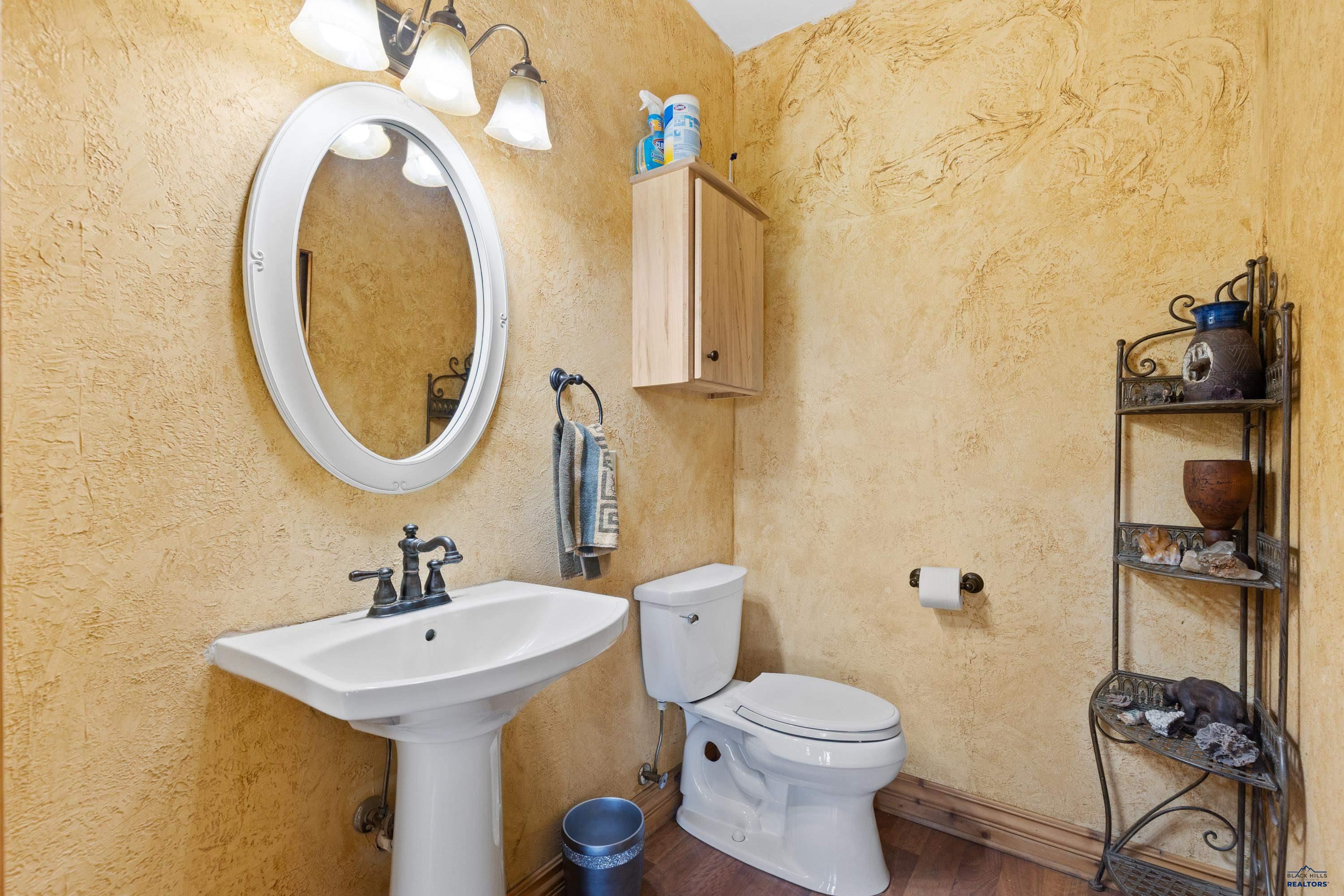 Rapid City, South Dakota, 57702, United States, 6 Bedrooms Bedrooms, ,6 BathroomsBathrooms,Residential,Active,1952058