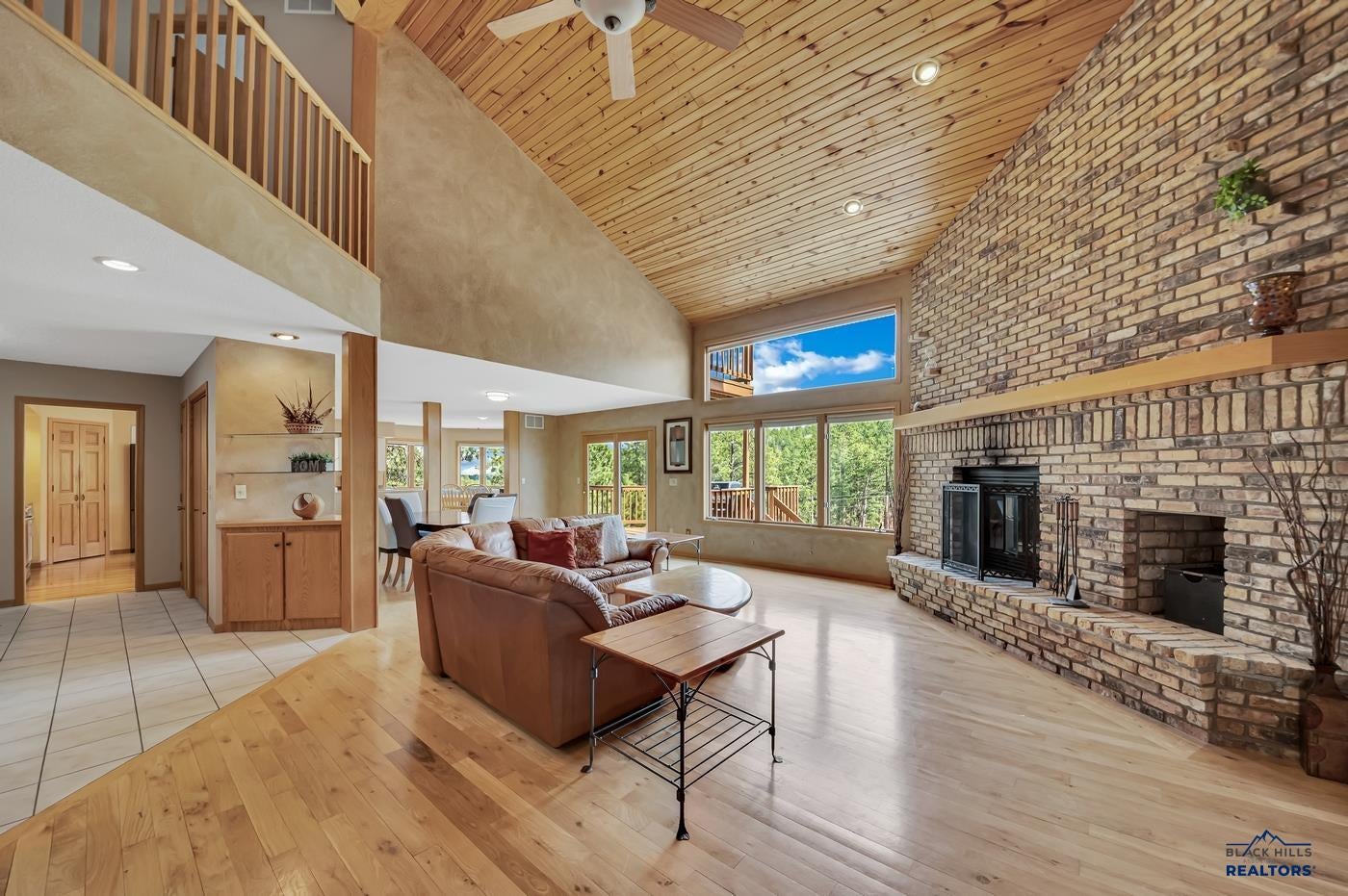 Rapid City, South Dakota, 57702, United States, 5 Bedrooms Bedrooms, ,3 BathroomsBathrooms,Residential,Active,1764101