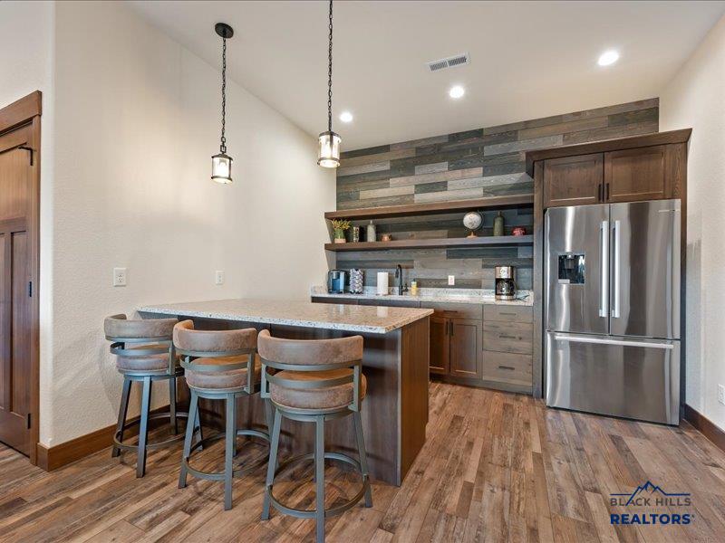 Lead, South Dakota, 57754, United States, ,5 BathroomsBathrooms,Residential,Active,2002332