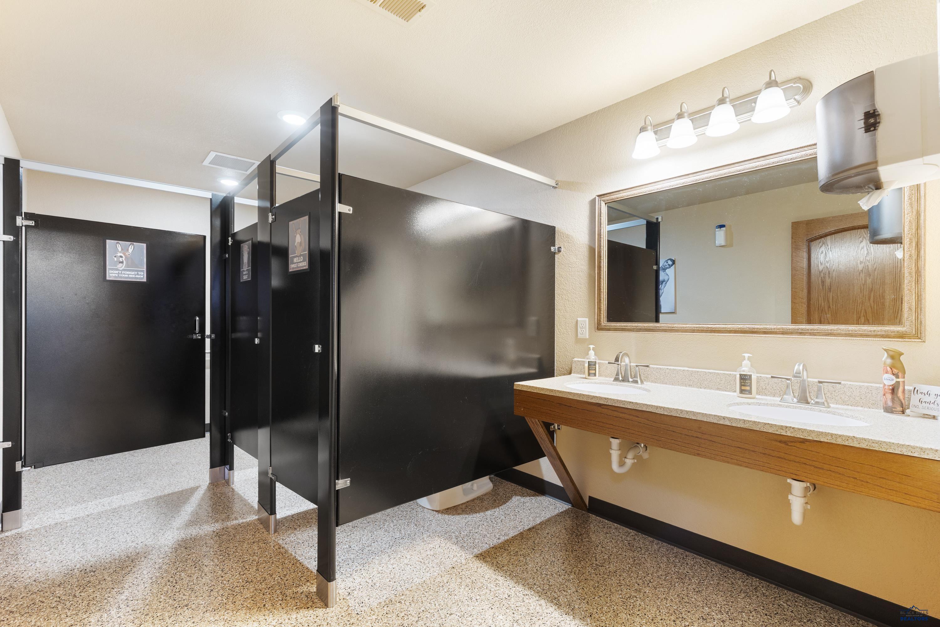 New Underwood, South Dakota, 57761, United States, ,Residential,Active,1828976