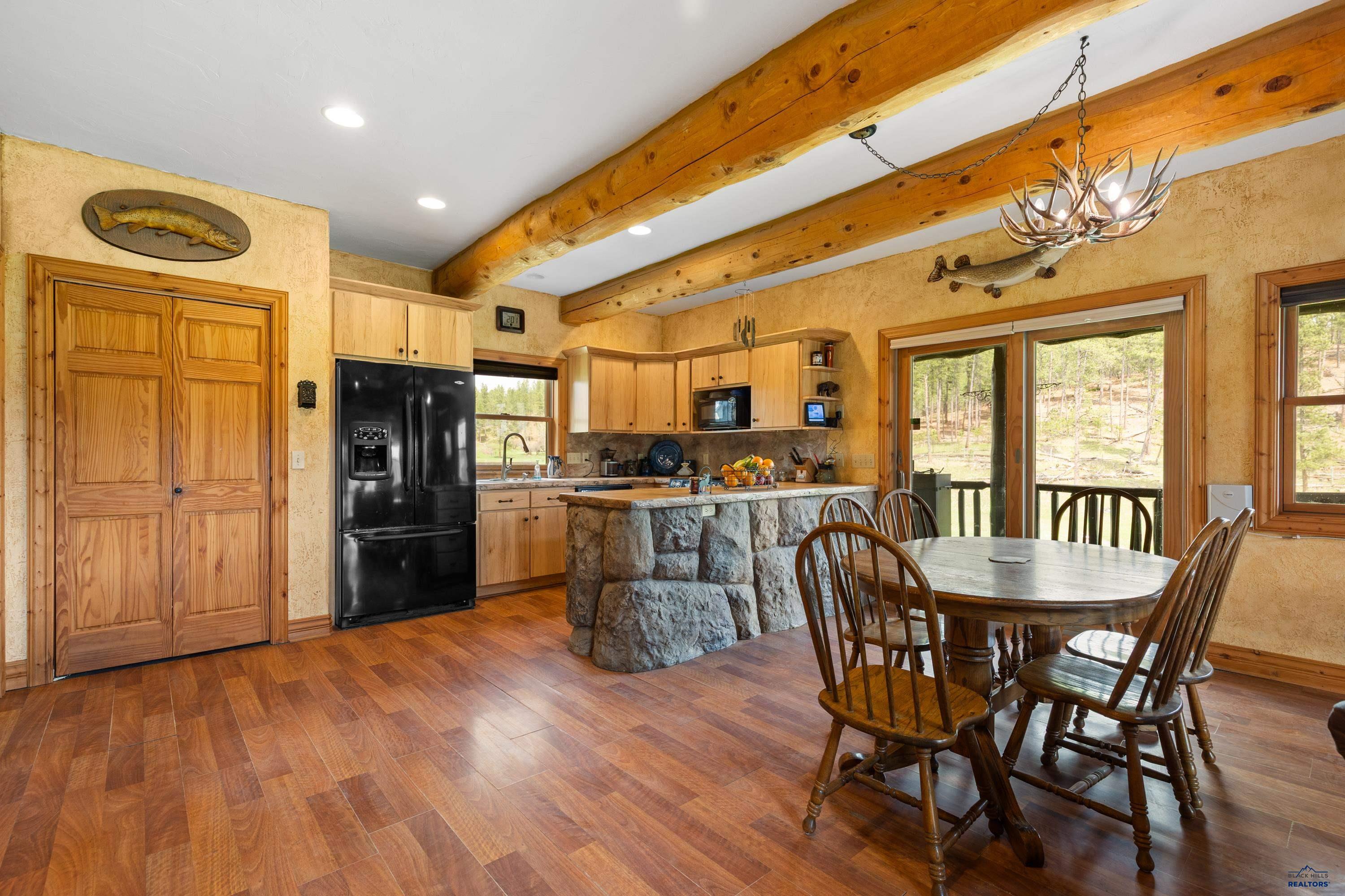 Rapid City, South Dakota, 57702, United States, 6 Bedrooms Bedrooms, ,6 BathroomsBathrooms,Residential,Active,1952058