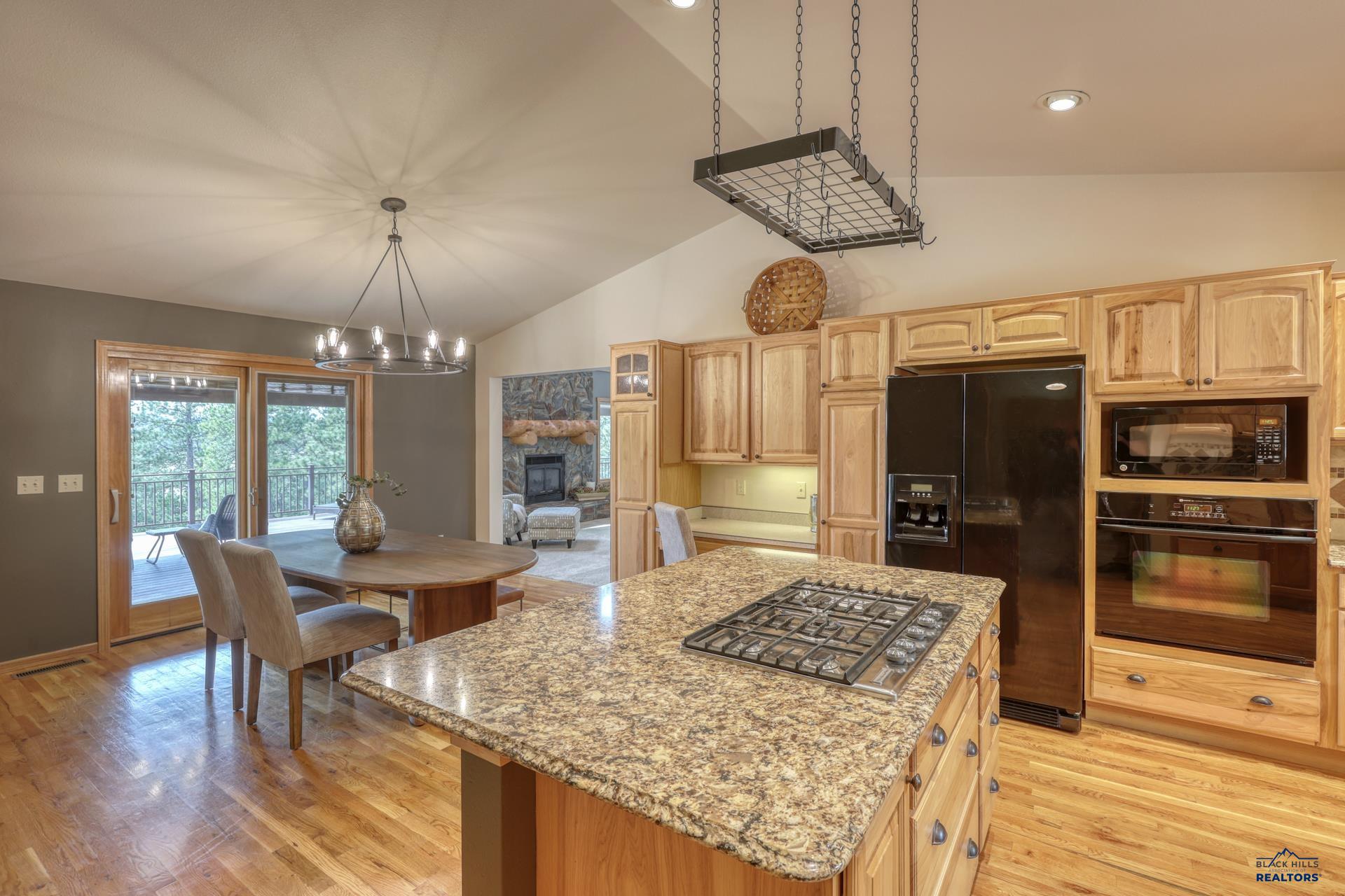 Rapid City, South Dakota, 57702, United States, 4 Bedrooms Bedrooms, ,3 BathroomsBathrooms,Residential,Active,1899194