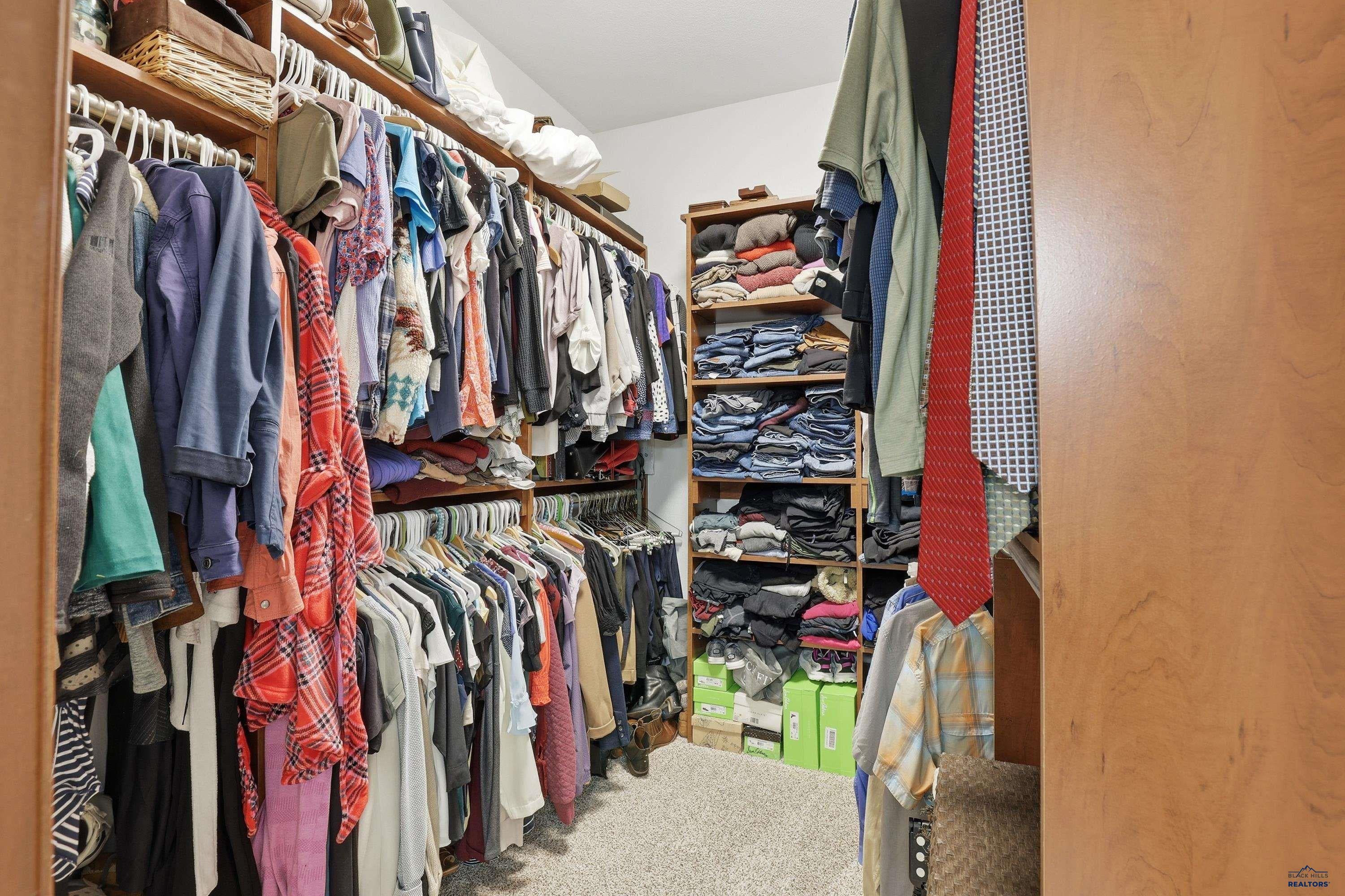 Rapid City, South Dakota, 57702, United States, 5 Bedrooms Bedrooms, ,5 BathroomsBathrooms,Residential,Active,2011458